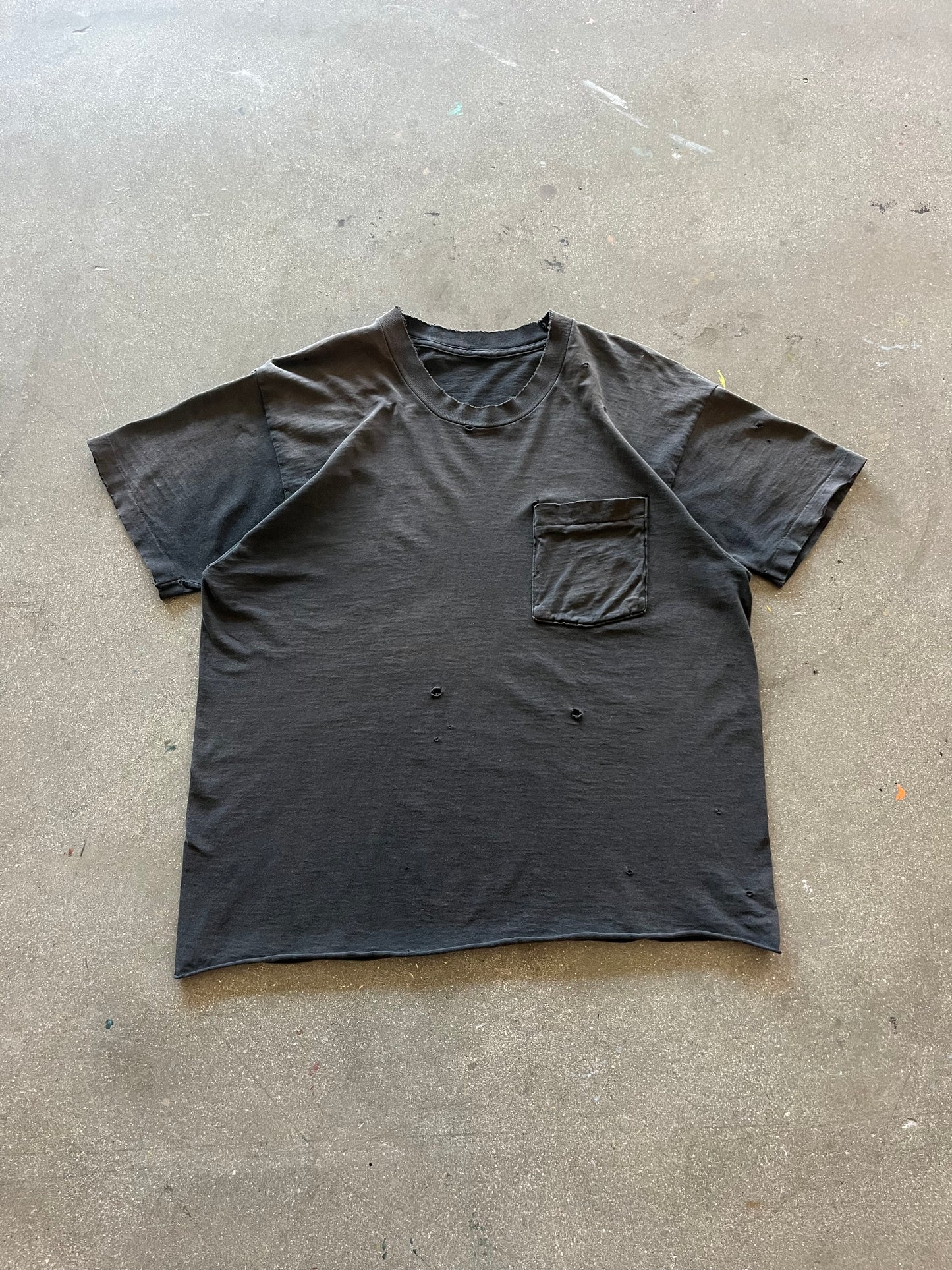 90’S DISTRESSED SUNFADED BLACK SELVEDGE POCKET TEE - BOXY M