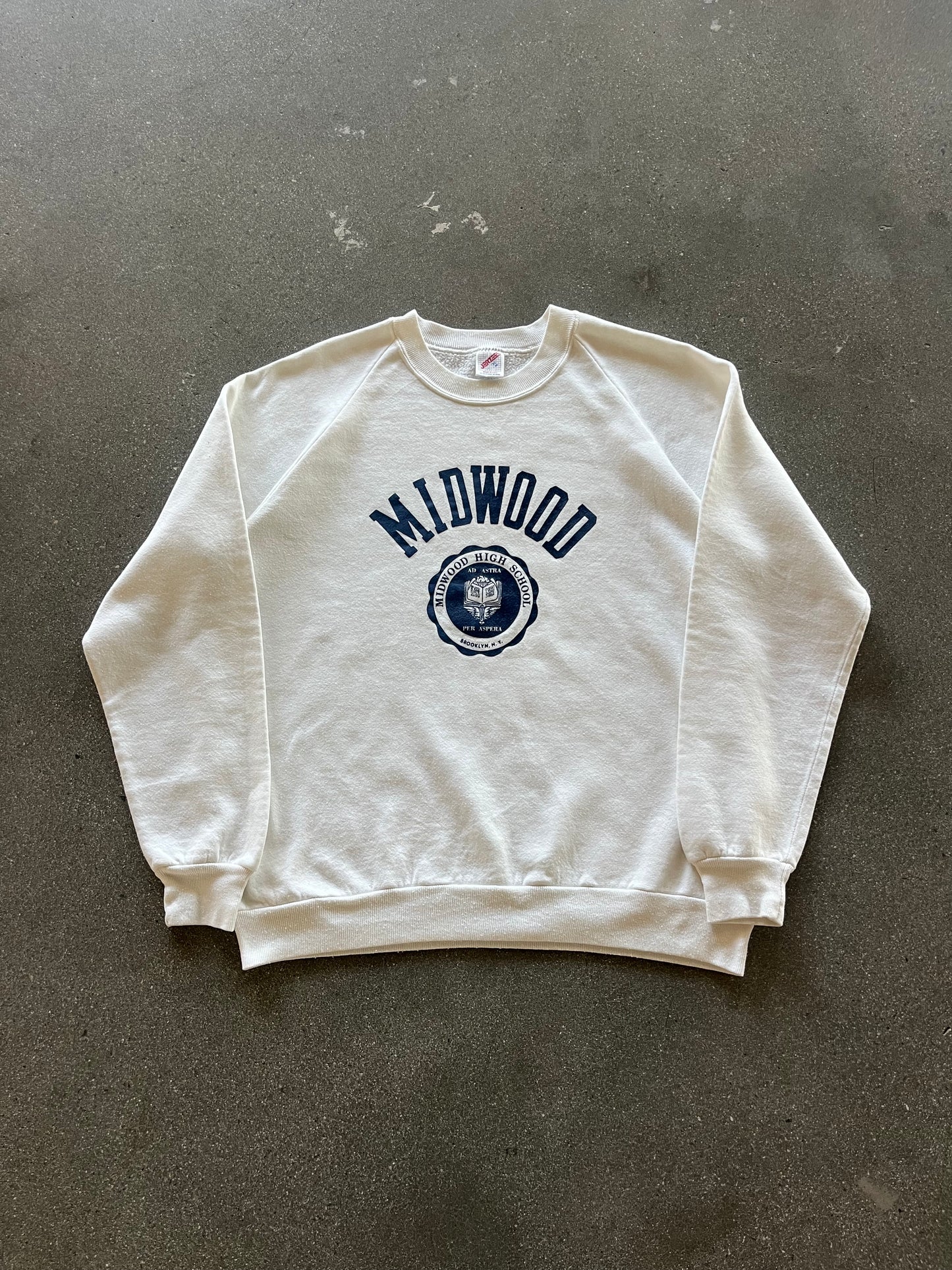 90’S IVORY “MIDWOOD” CREWNECK - BOXY L