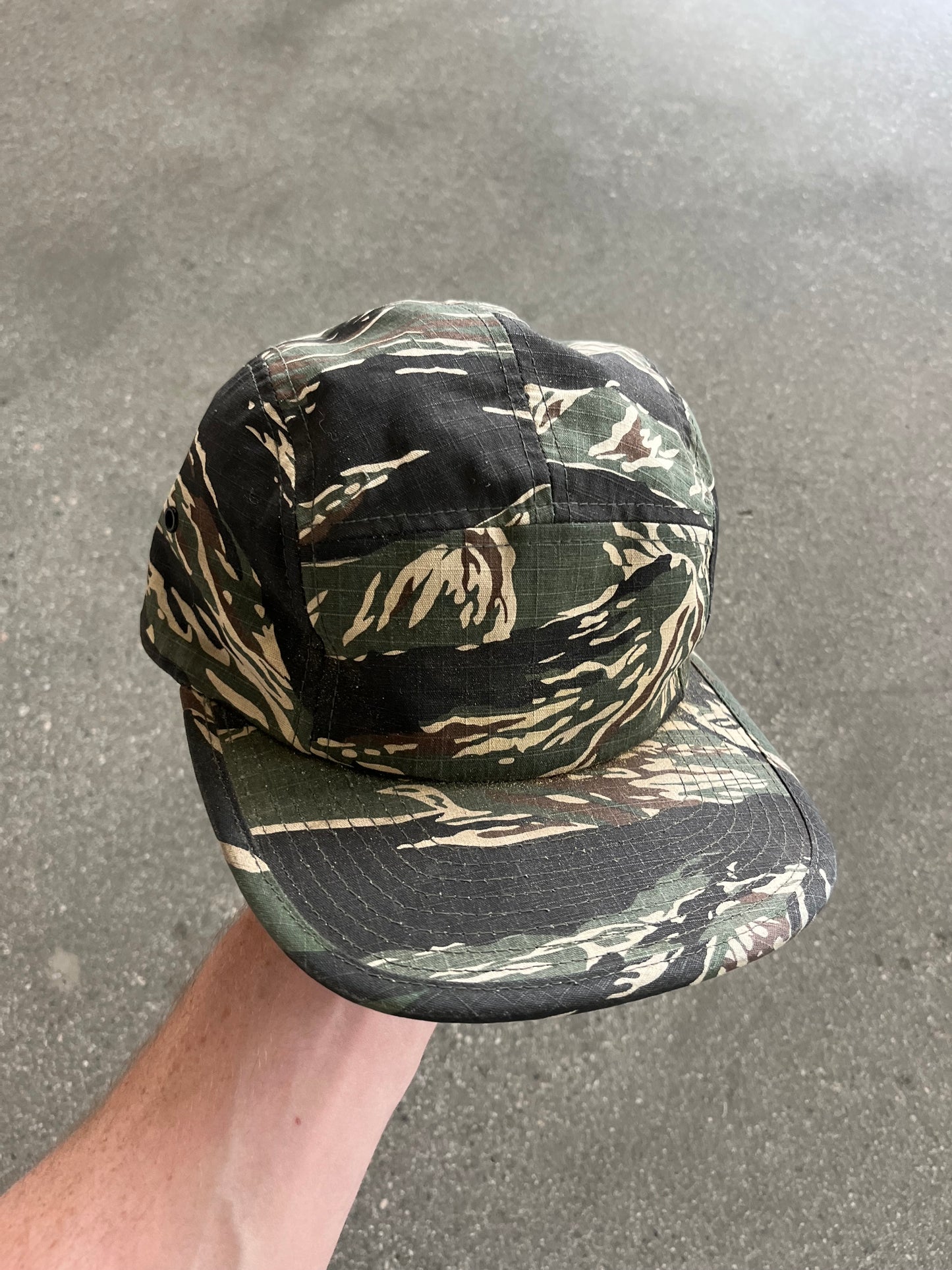 90’S CAMO ARMY HAT - ONE SIZE