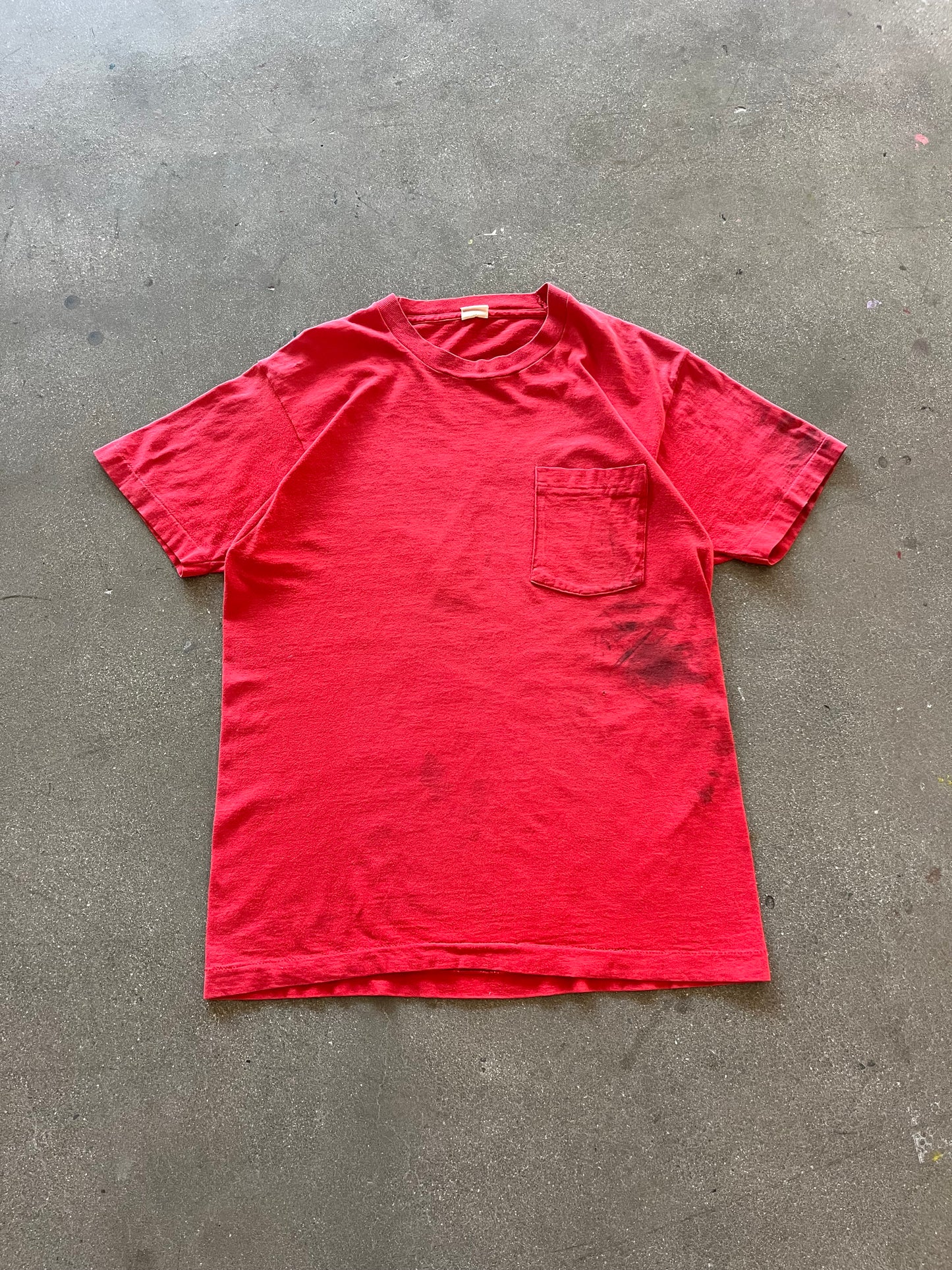 70’S THRASHED RED SELVEDGE POCKET TEE - M/L