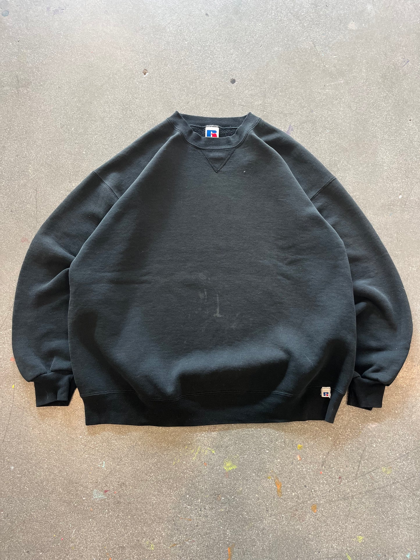 90’S FADED BLACK RUSSELL CREWNECK - BOXY L/XL