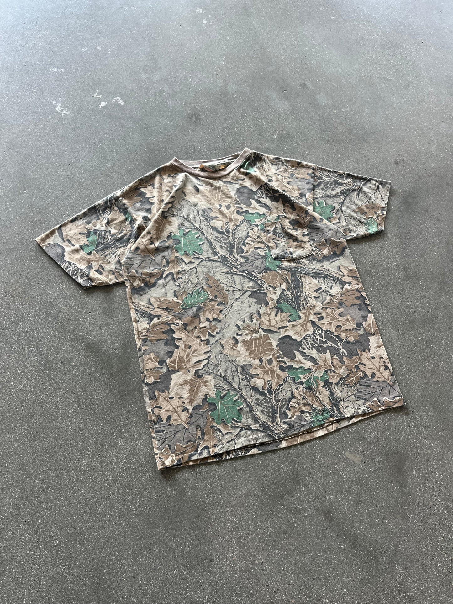 90’S REALTREE CAMO POCKET TEE - BOXY L/XL