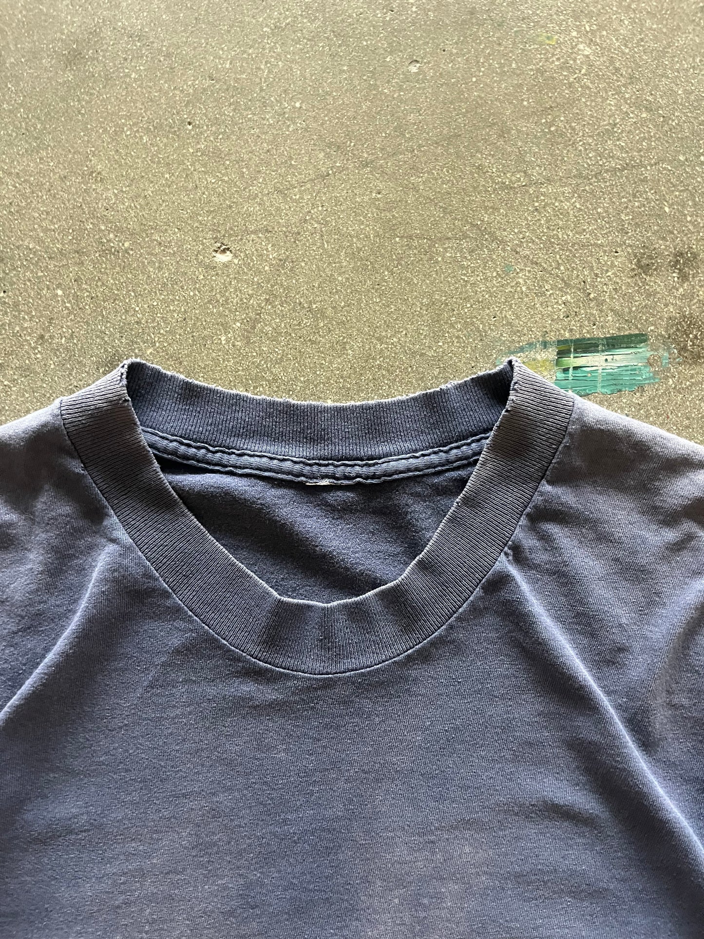 80’S SUNFADED NAVY SELVEDGE POCKET TEE - L