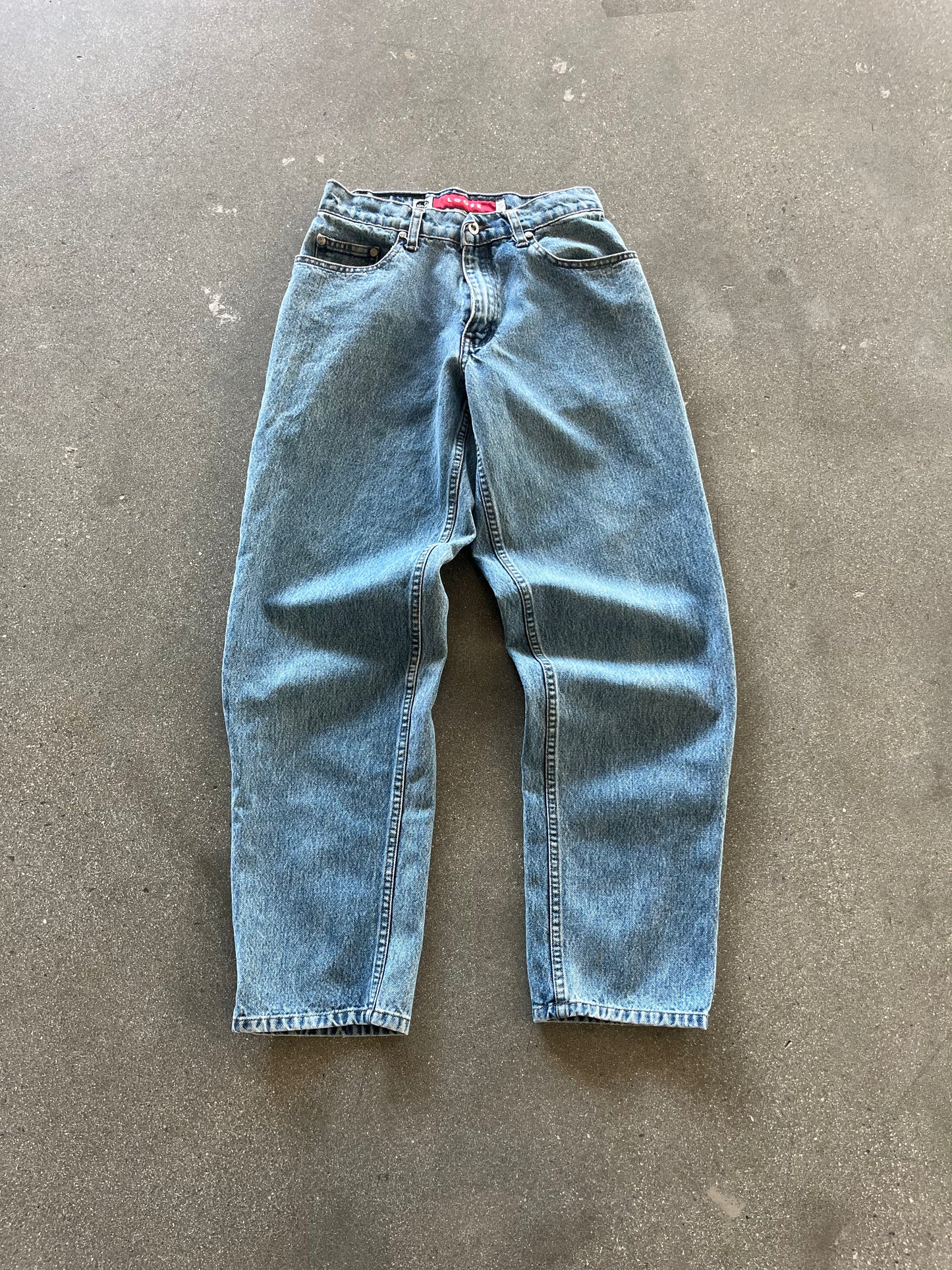 90’S “LOOSE” LEVI’S SILVERTABS - 30