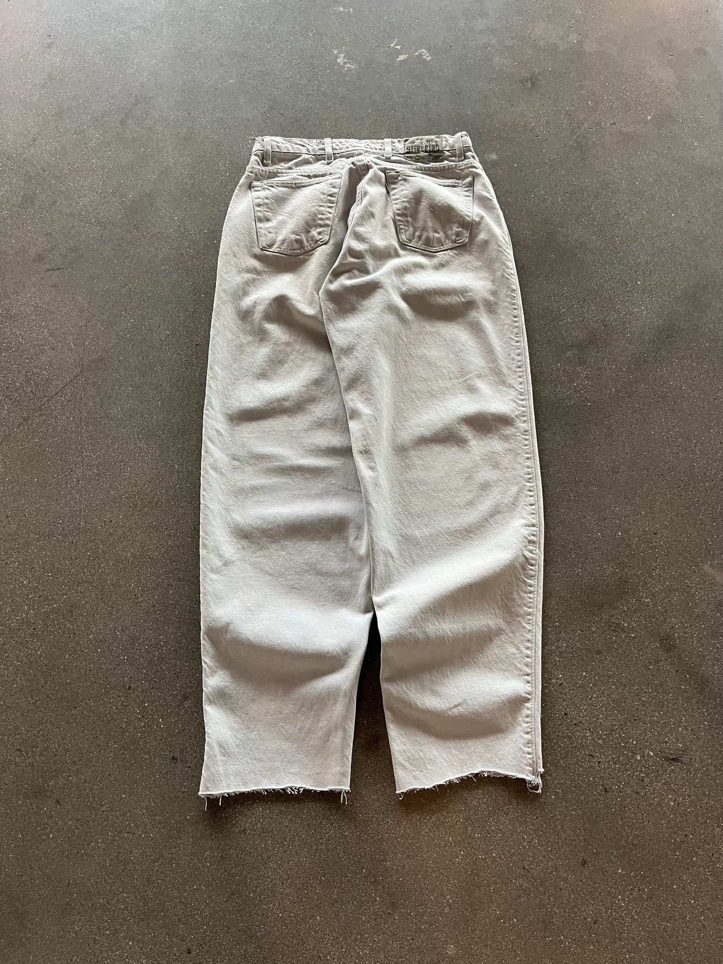 90’S BAGGY CUTOFF BEIGE LEVI’S SILVERTABS - 32