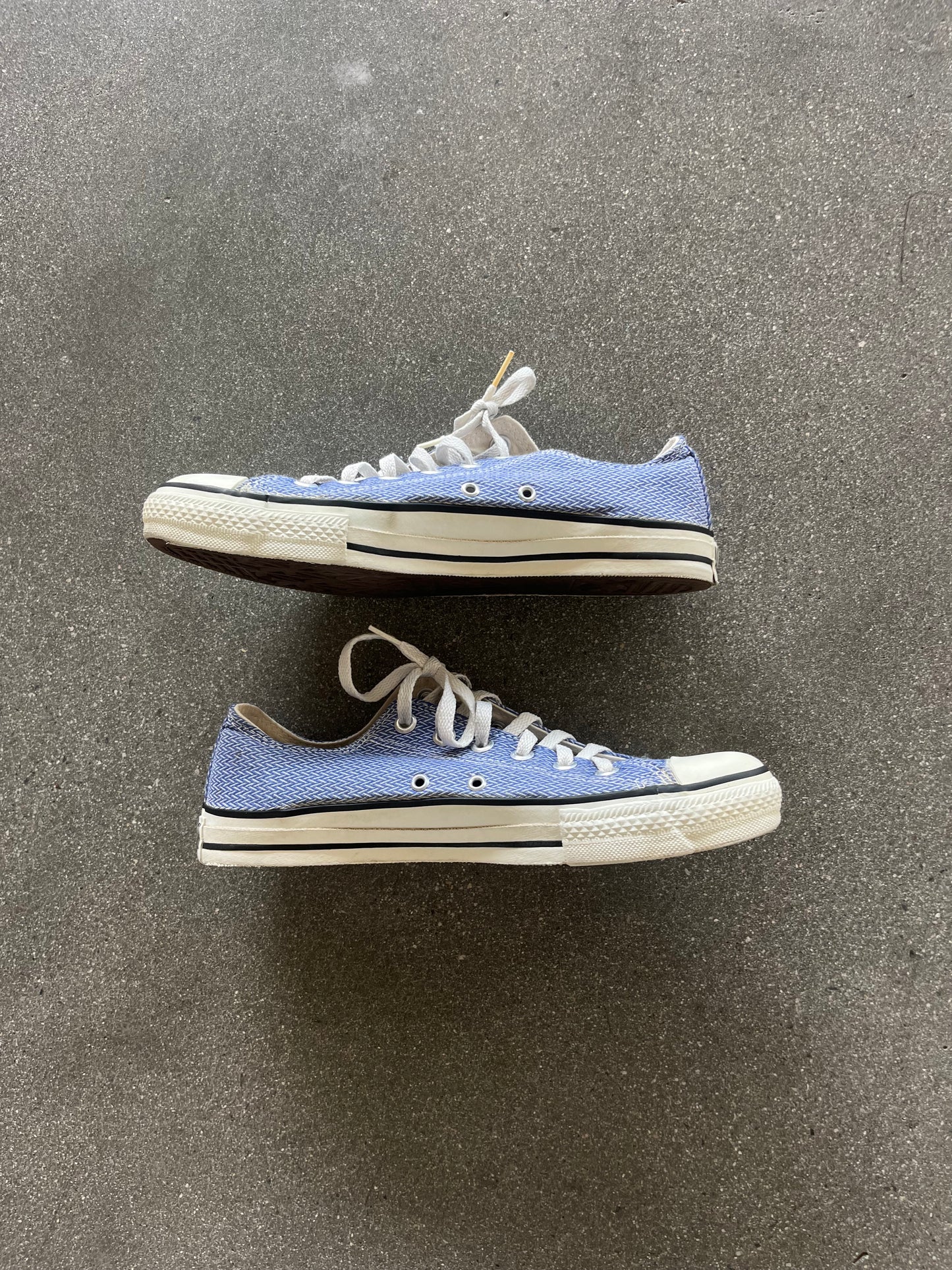 80’S MADE IN USA LAVENDER CONVERSE LOW - 8.5 US MEN