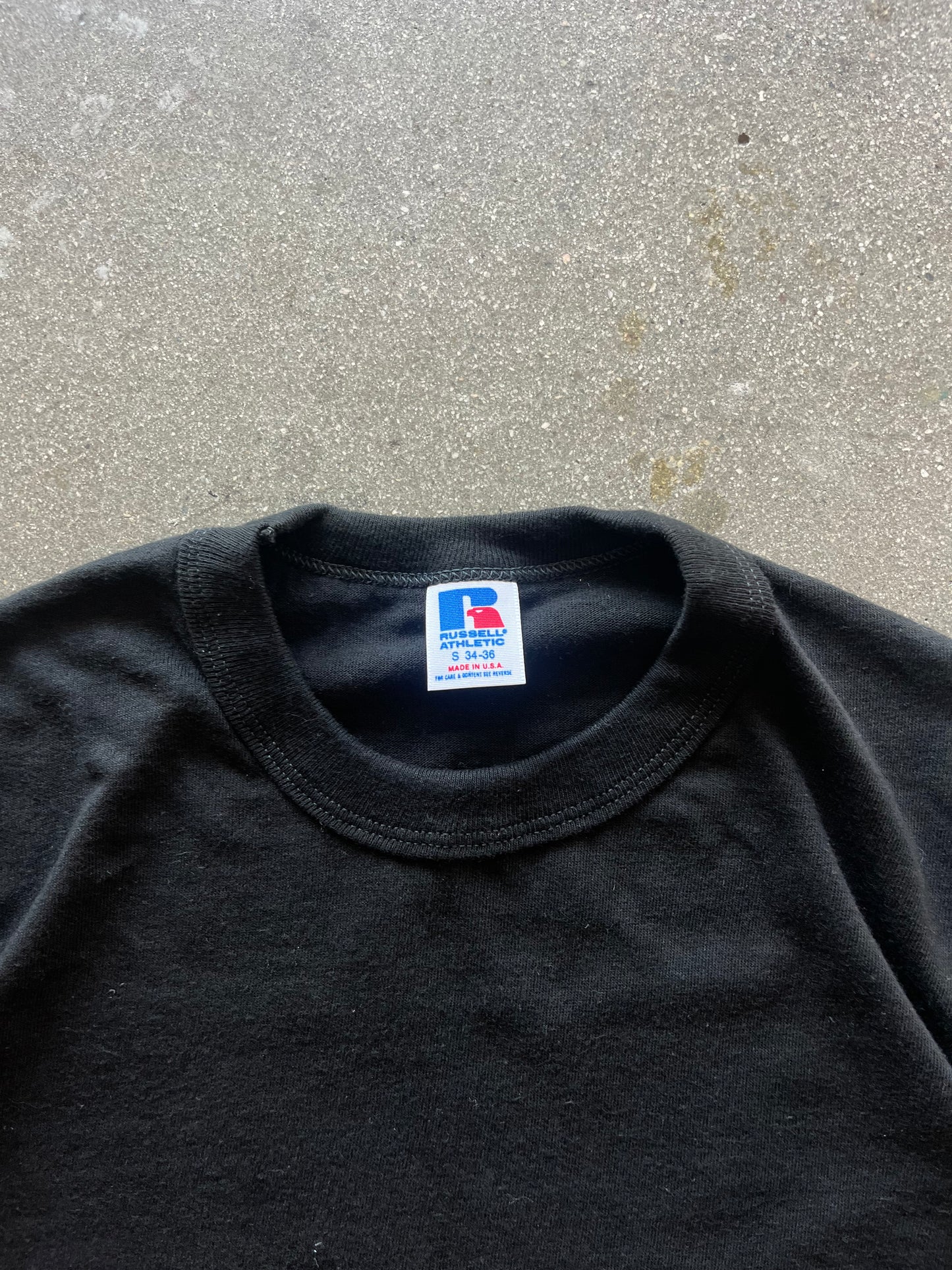 90’S BLACK RUSSELL BLANK TEE - S