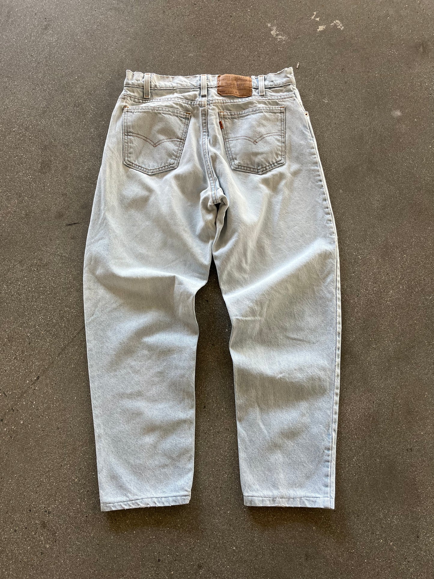 90’S BAGGY LIGHT WASH ORANGE TAB 550 LEVI’S - 33