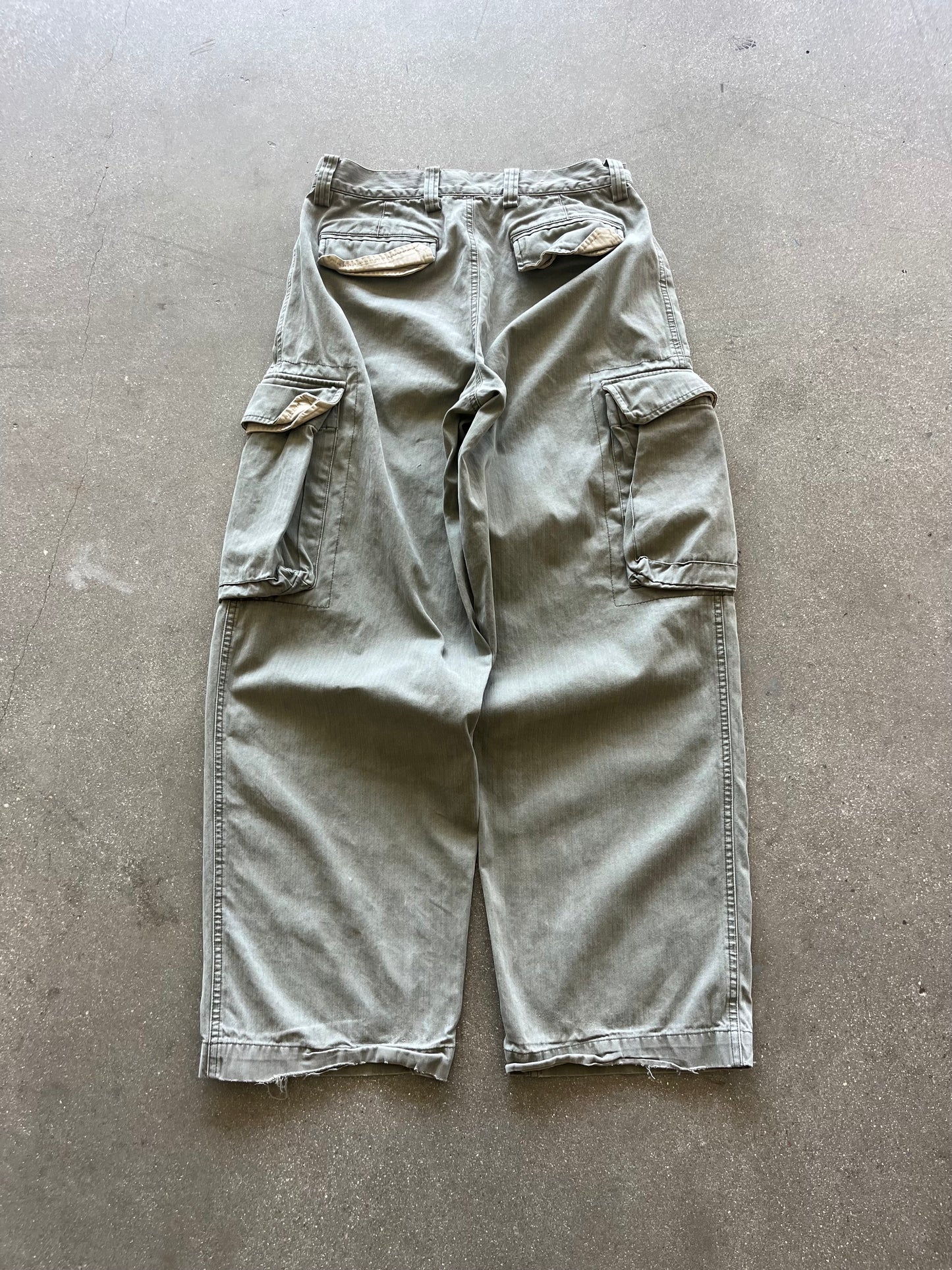 2000’S BAGGY SAGE GREEN CARGOS - 32