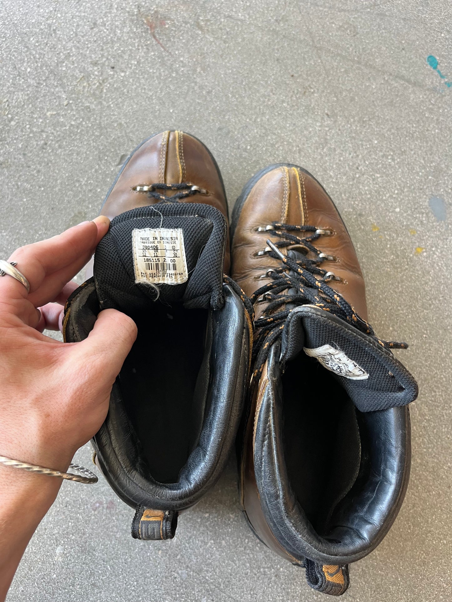 90’S NIKE ACG BROWN HIKING BOOTS - 12 US MEN