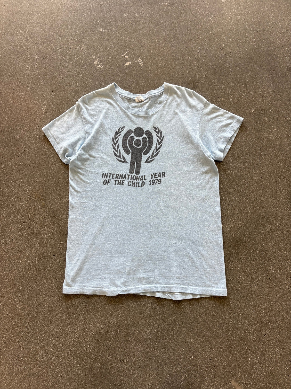 70’S HANES “YEAR OF THE CHILD” TEE - M