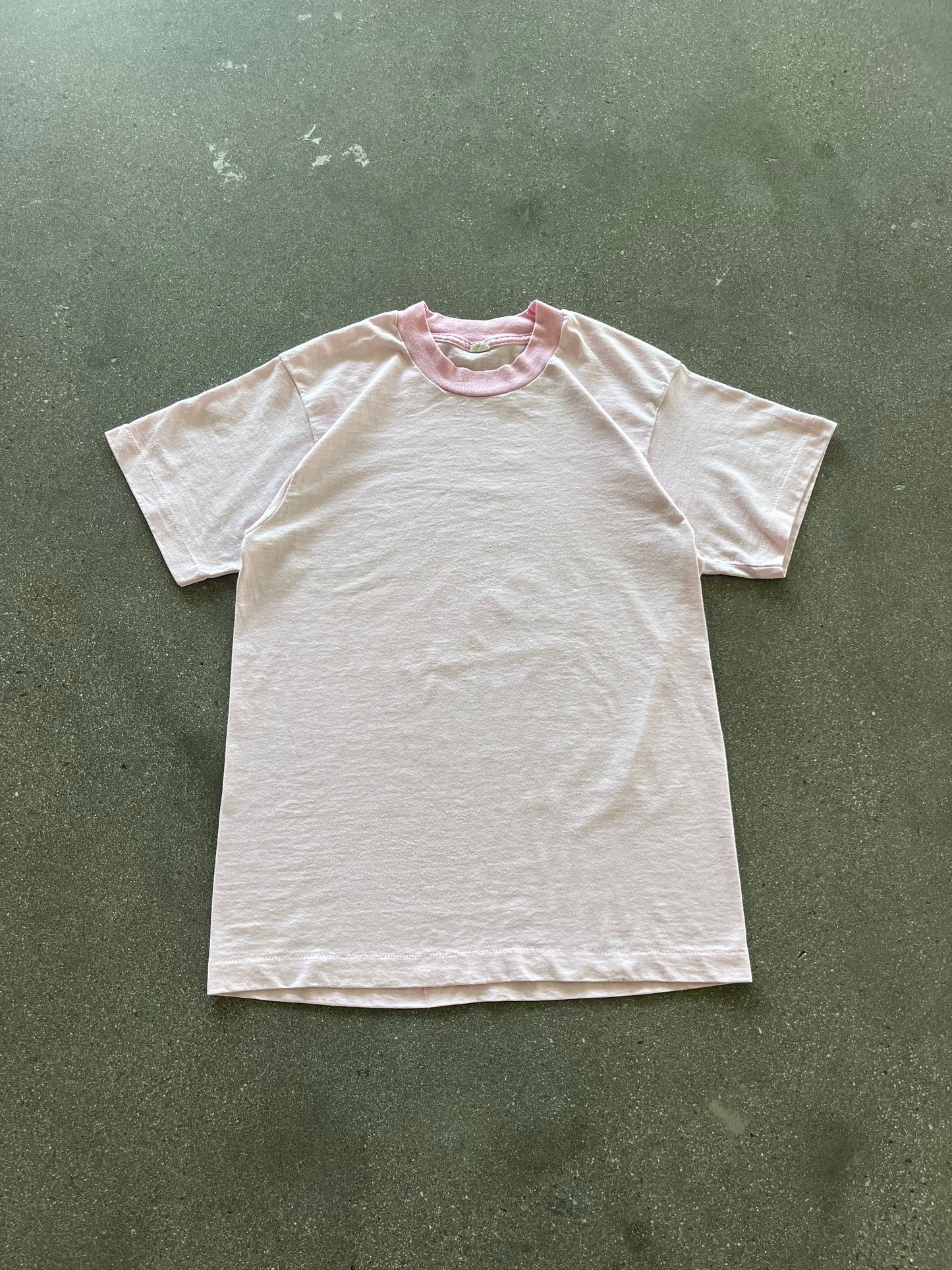 90’S BABY PINK BLANK TEE - M