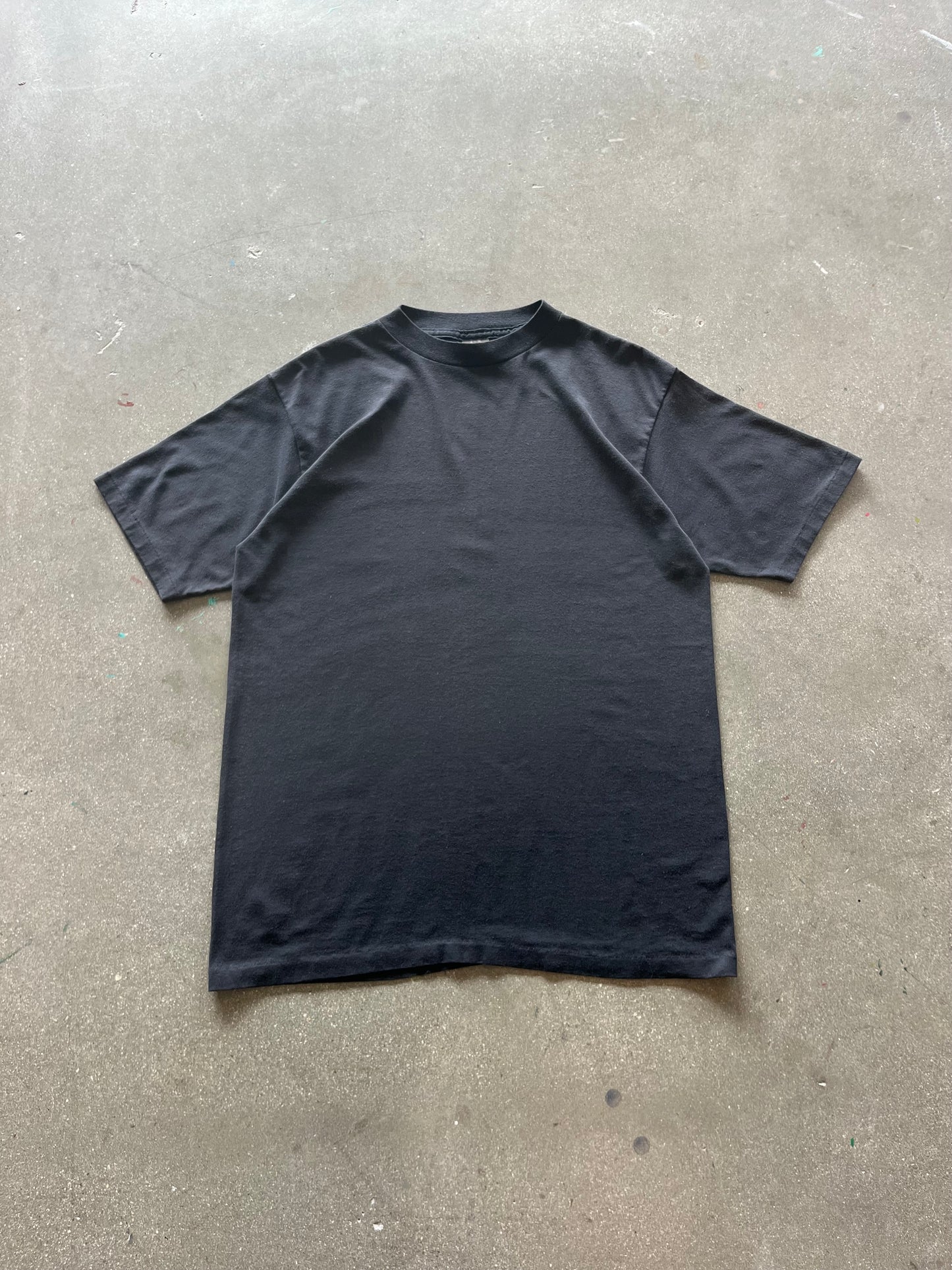 90’S BLACK BLANK TEE - XL