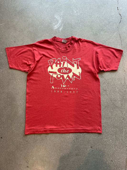 90’S “PAINT THE TOWN” TEE - L