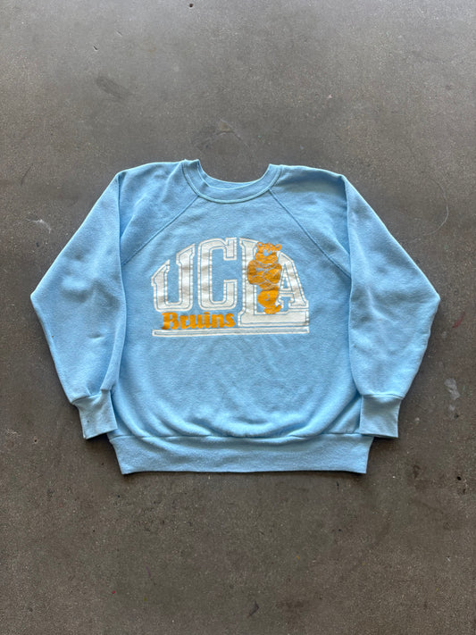 80’S BABY BLUE RAGLAN “UCLA” CREWNECK - M