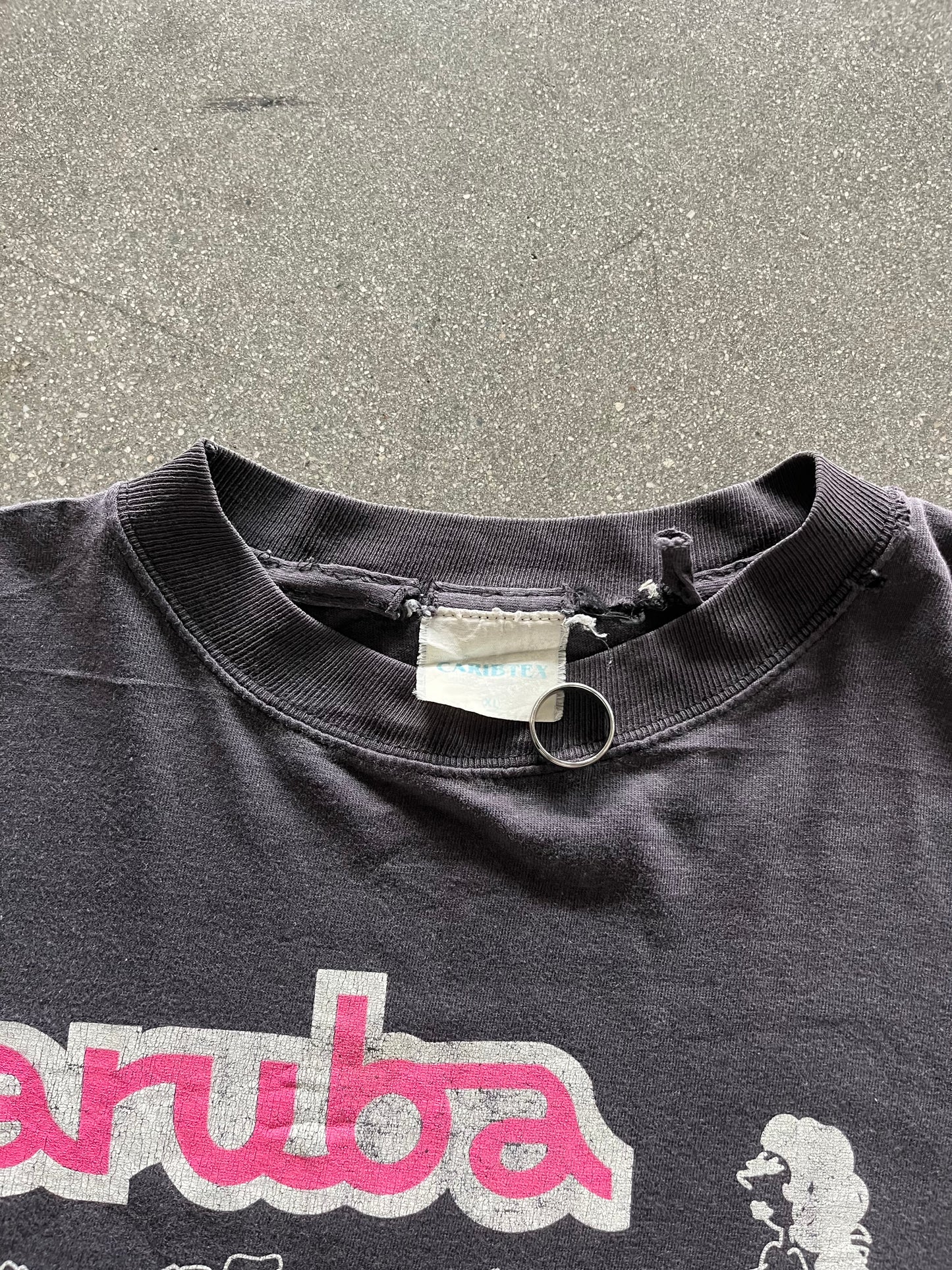 90’S ARUBA “ONE HAPPY ISLAND” TEE - BOXY XL