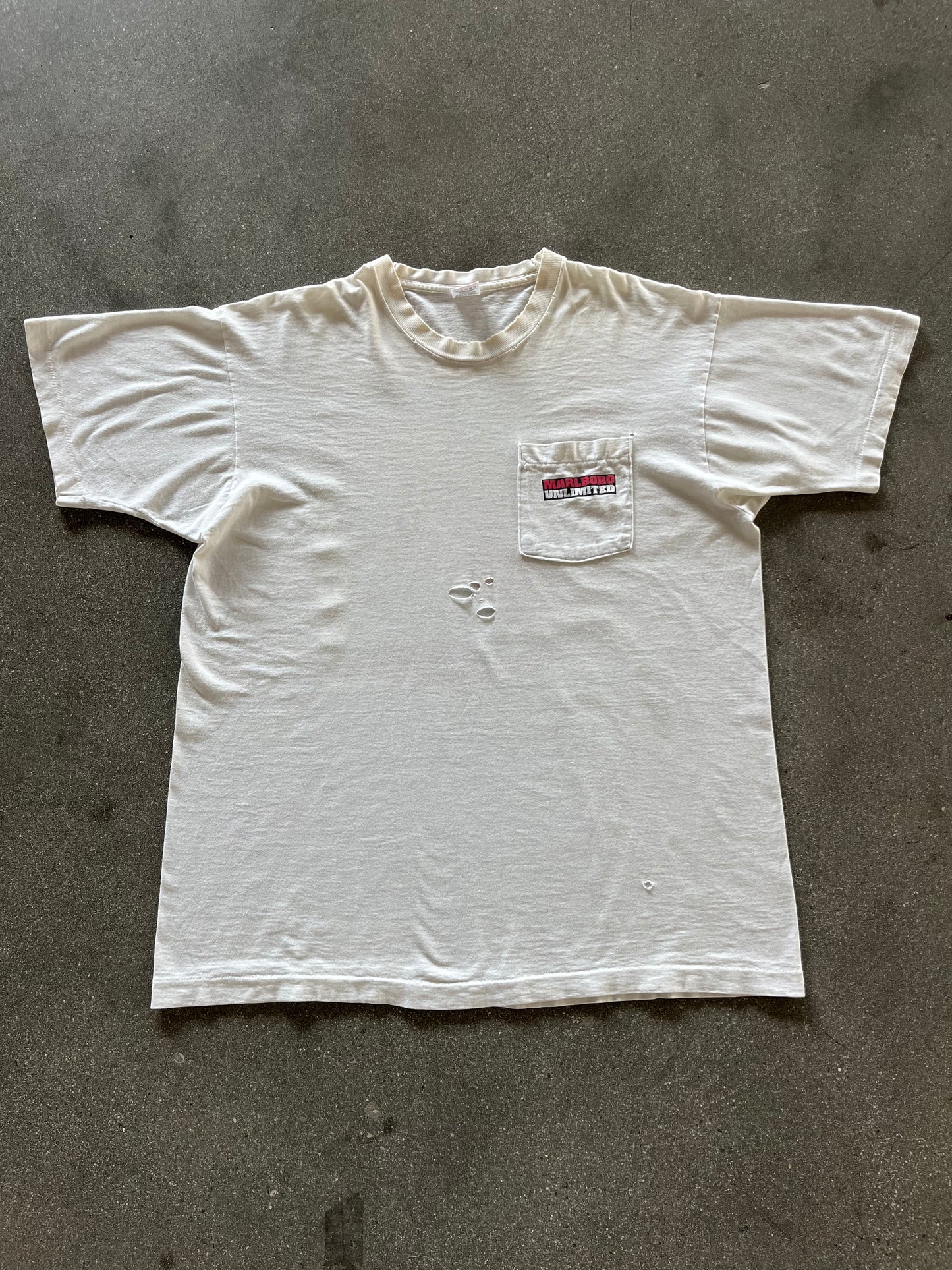 90’S WHITE MARLBORO POCKET TEE - XL