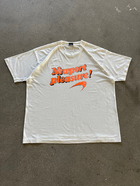 90’S “NEWPORT PLEASURE” CIGARETTE TEE - BOXY L/XL