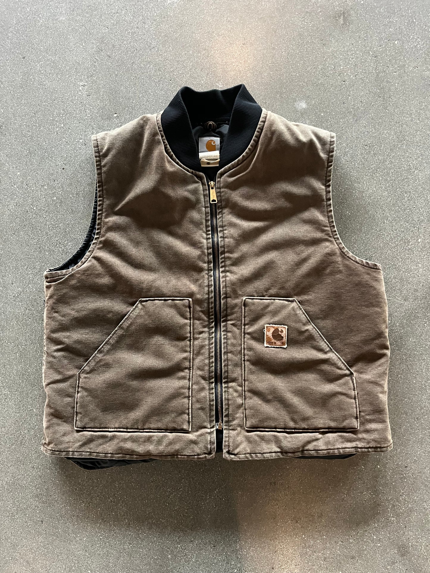 90’S CHOCOLATE BROWN CARHARTT VEST - BOXY L