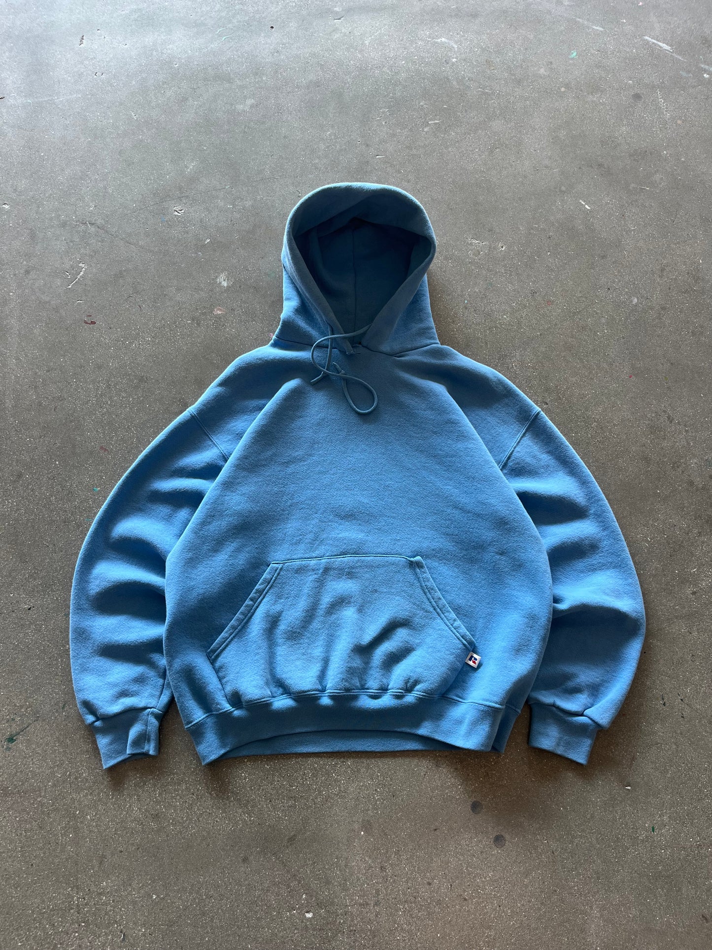 90’S SKY BLUE RUSSELL ATHLETIC HOODIE - BOXY L