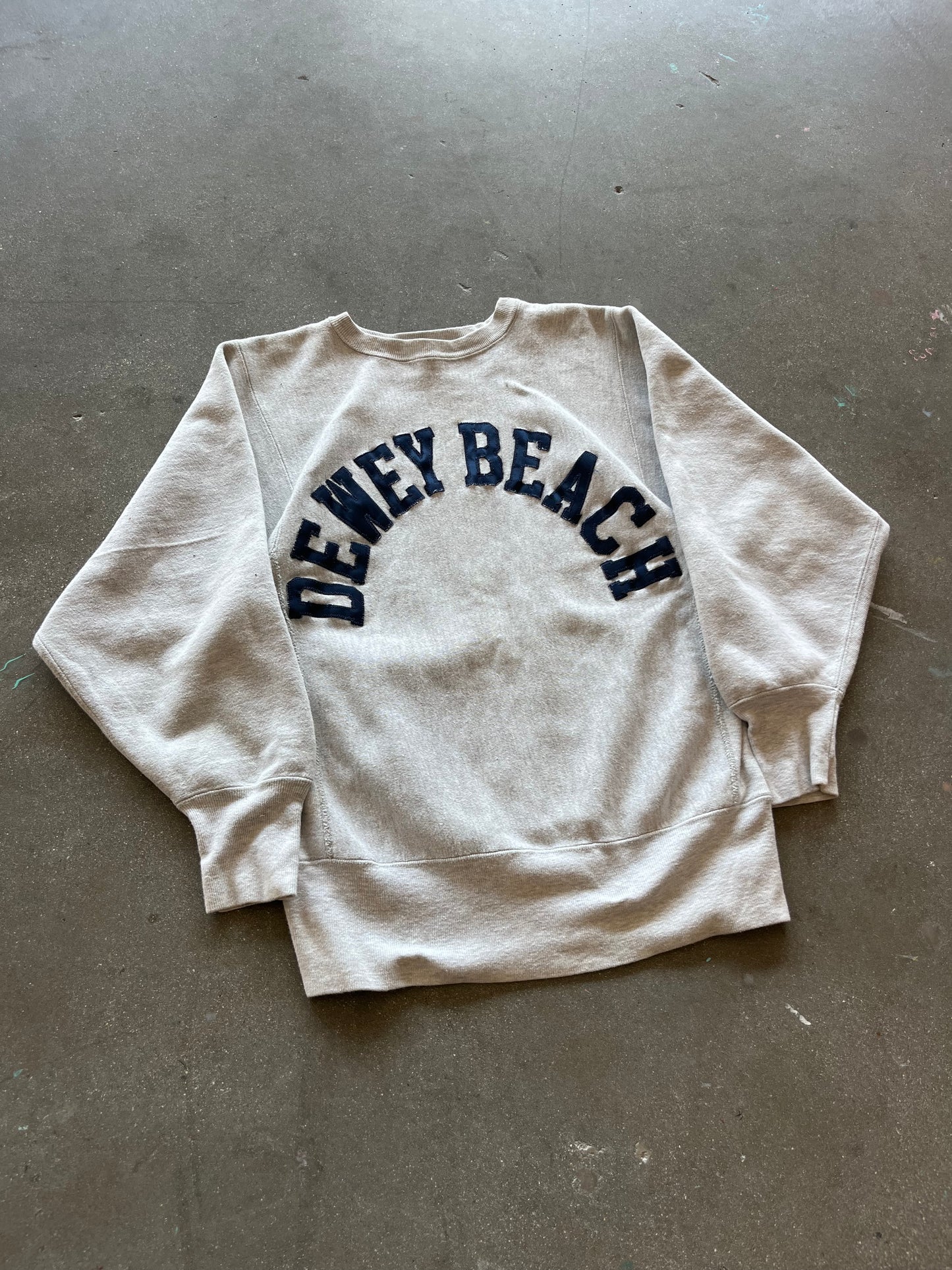90’S “DEWEY BEACH” REVERSE WEAVE CREWNECK - M