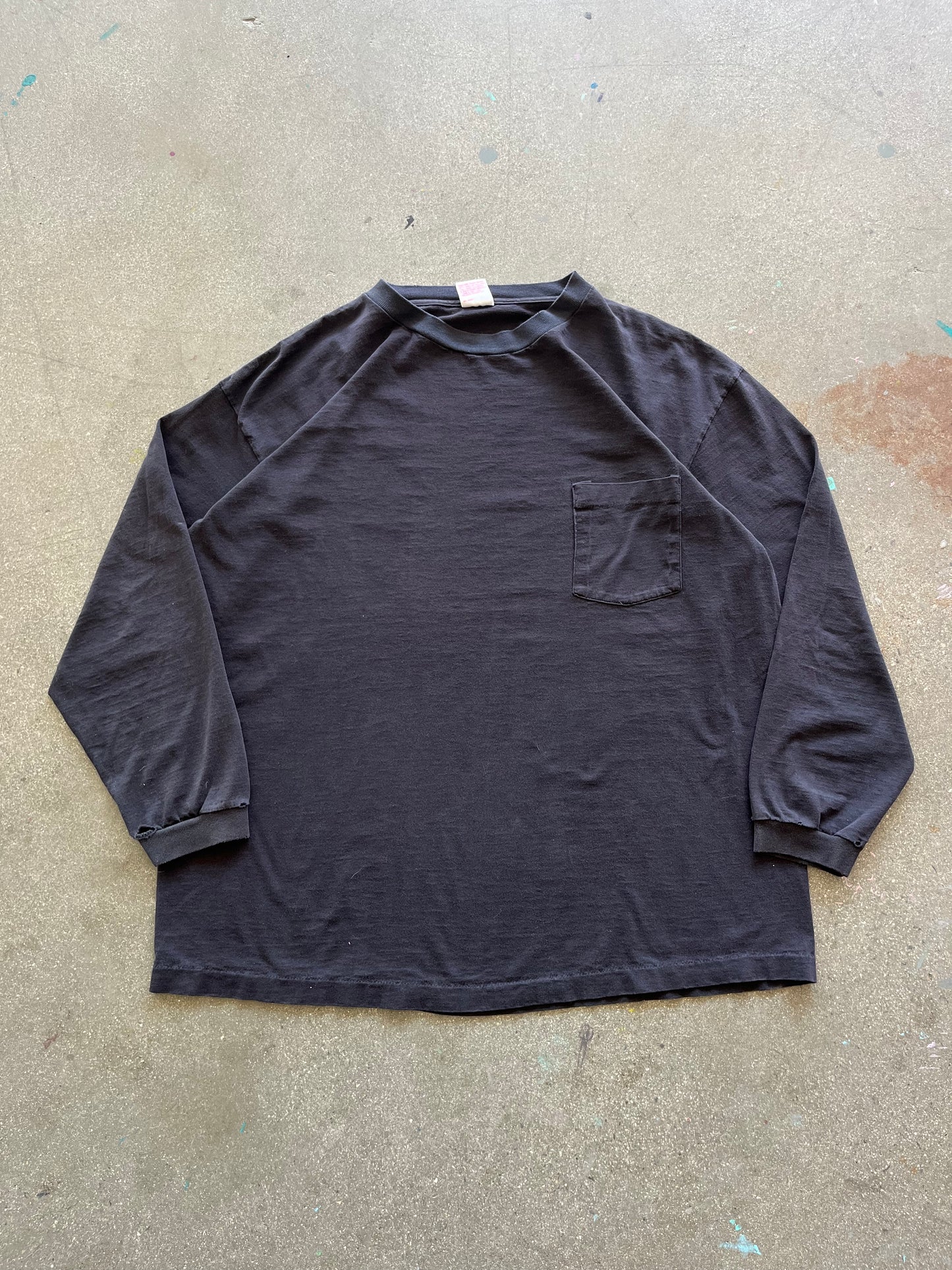 90’S FADED BLACK POCKET LONGSLEEVE - L/XL