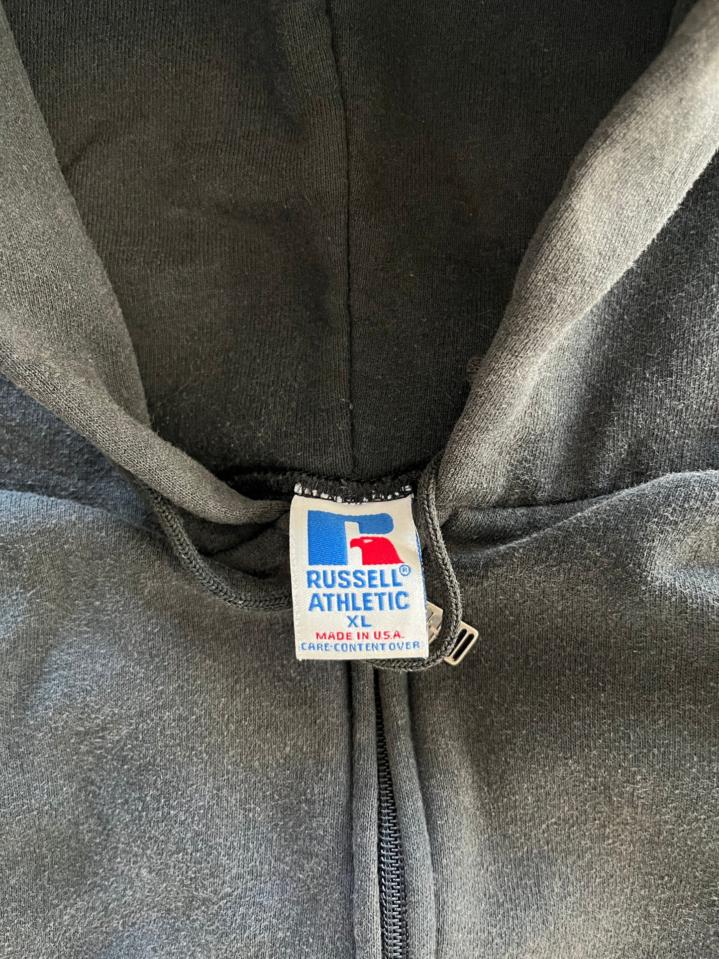 90’S FADED BLACK RUSSELL ZIP UP HOODIE - BOXY L