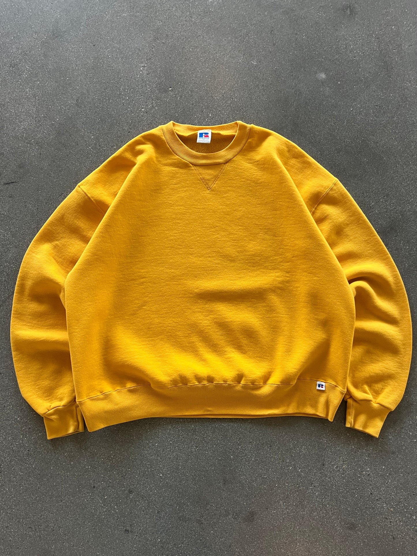 90’S PRIMARY YELLOW RUSSELL CREWNECK - BOXY L/XL