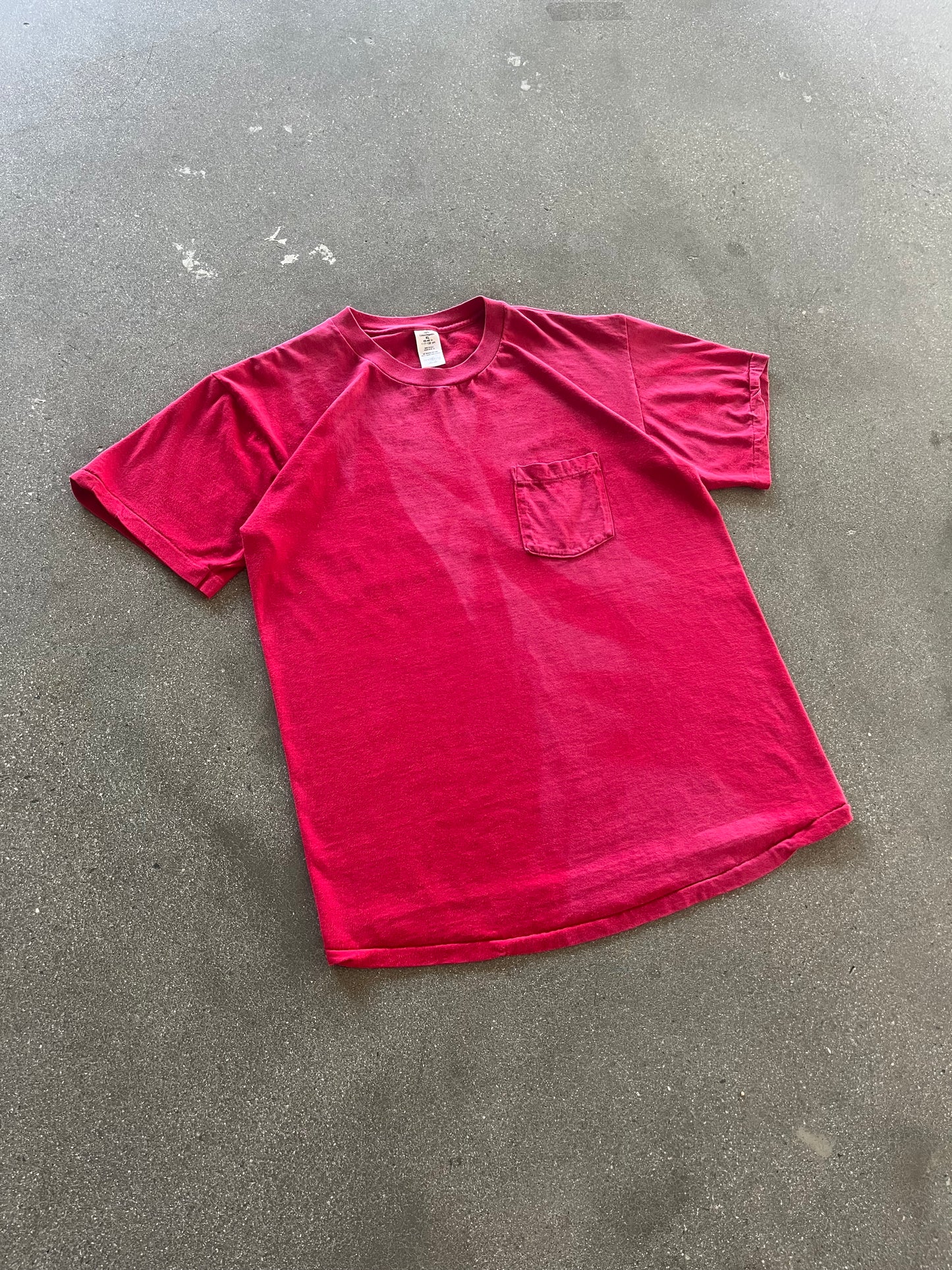 90’S SUNFADED RED SELVEDGE POCKET TEE - L
