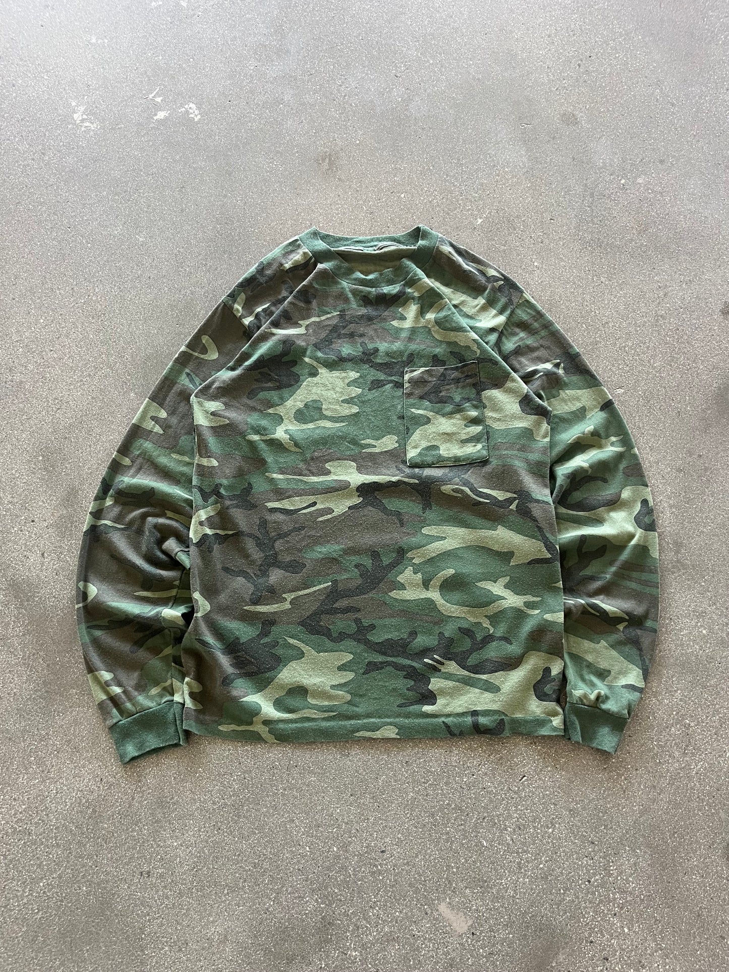 90’S ARMY CAMO POCKET LONGSLEEVE - S