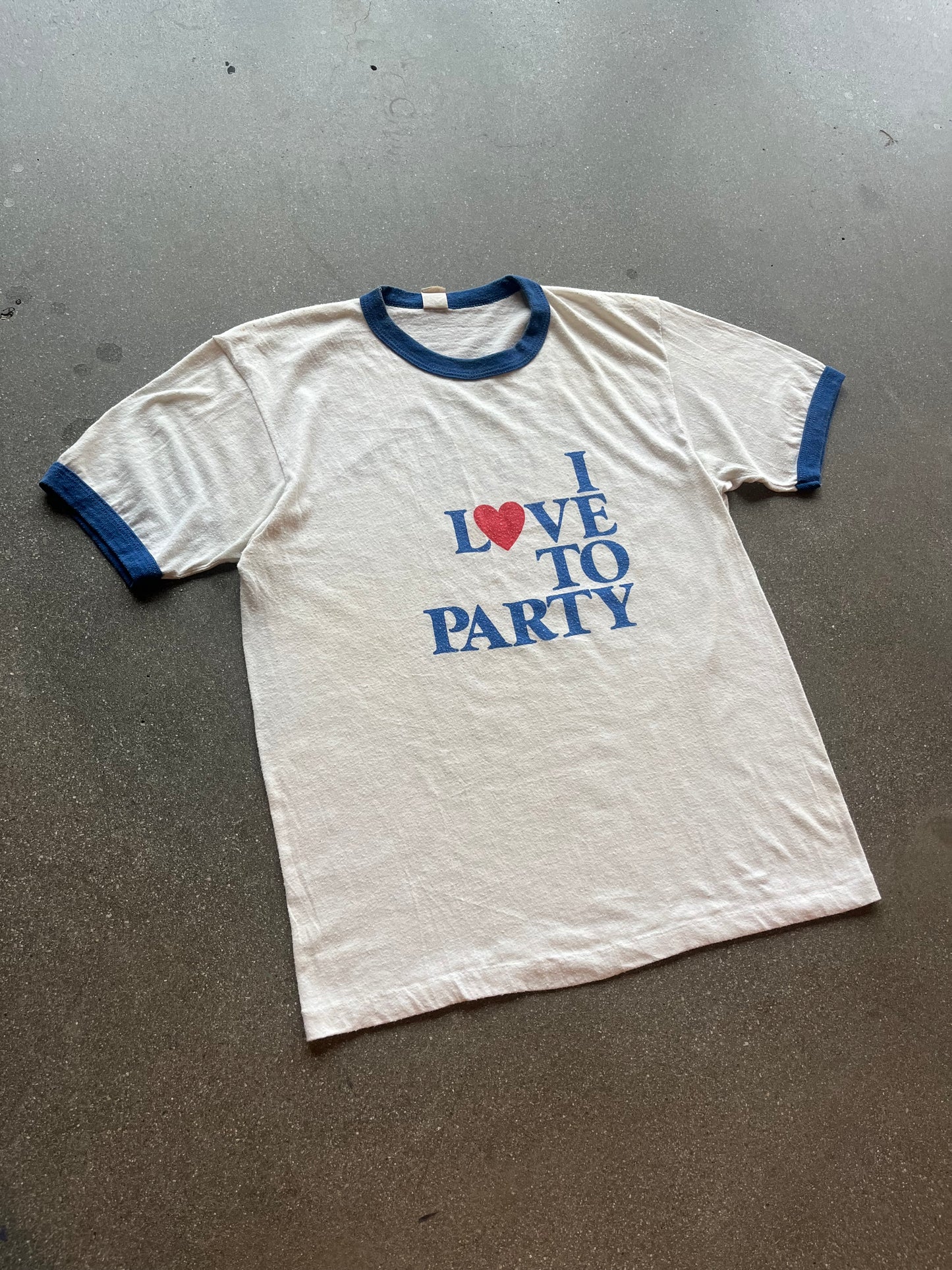 80’S “I LOVE TO PARTY” RINGER - M
