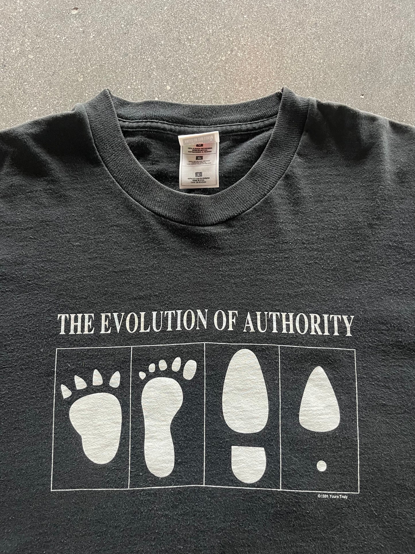 90’S “THE EVOLUTION OF AUTHORITY” TEE - L