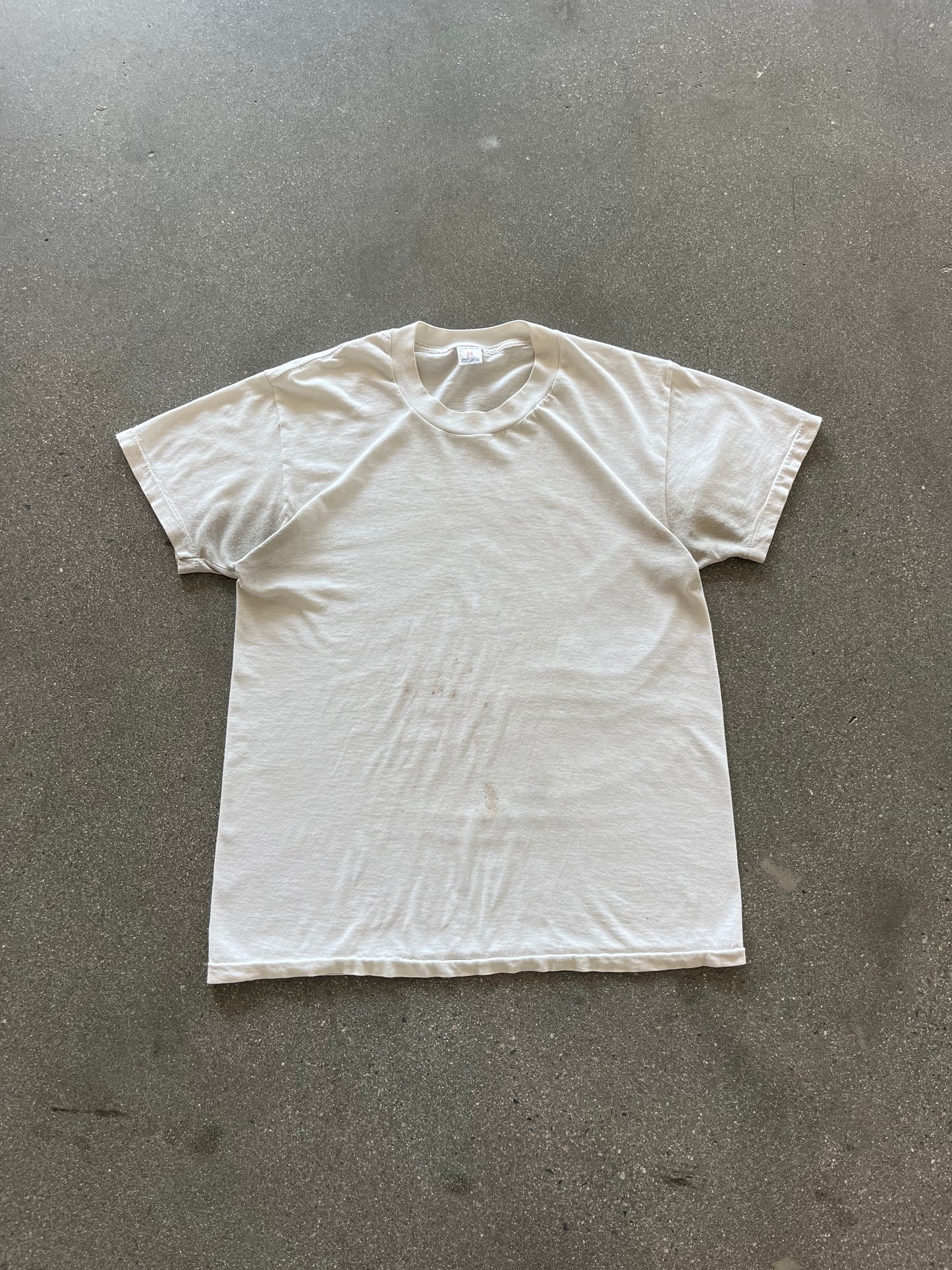 80’S THRASHED WHITE BLANK TEE - M