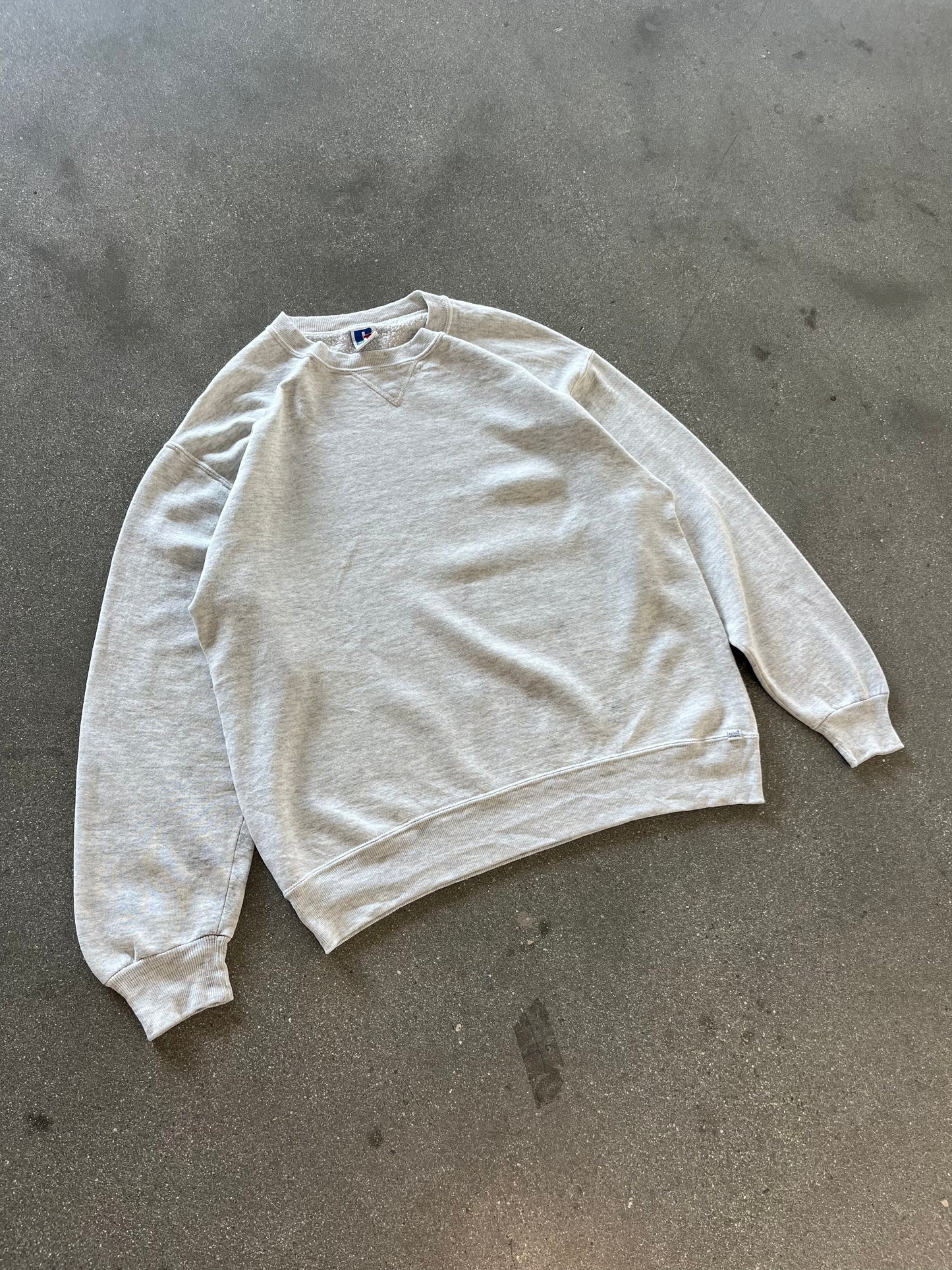 90’S GRAY RUSSELL CREWNECK - BOXY M/L