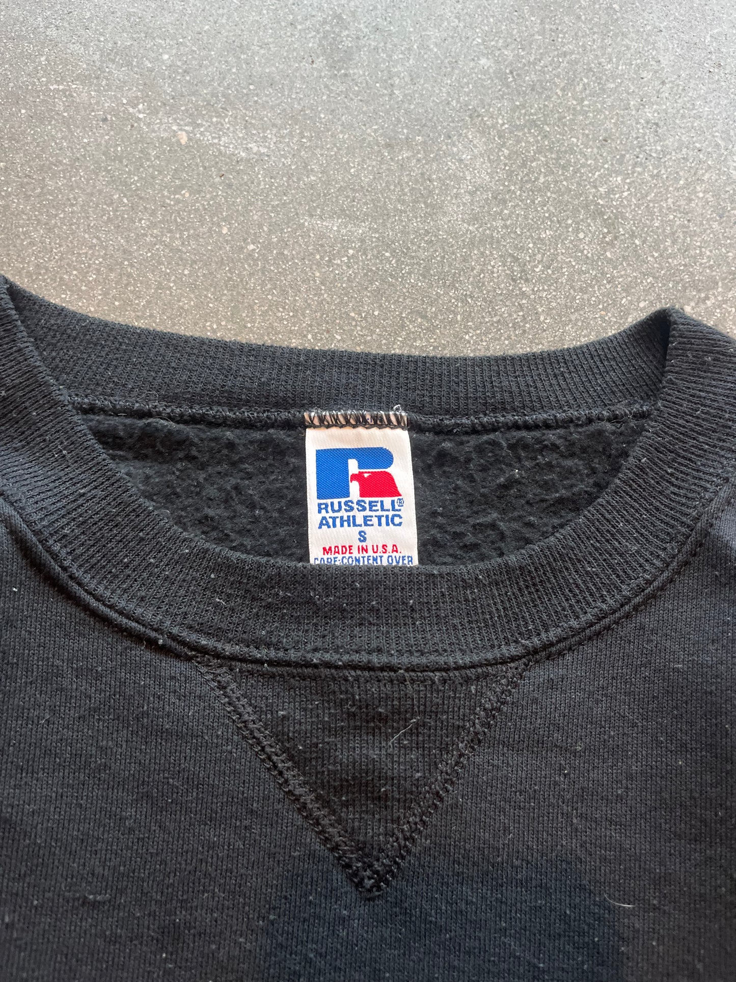 90’S JET BLACK RUSSELL ATHLETIC CREWNECK - BOXY S/M