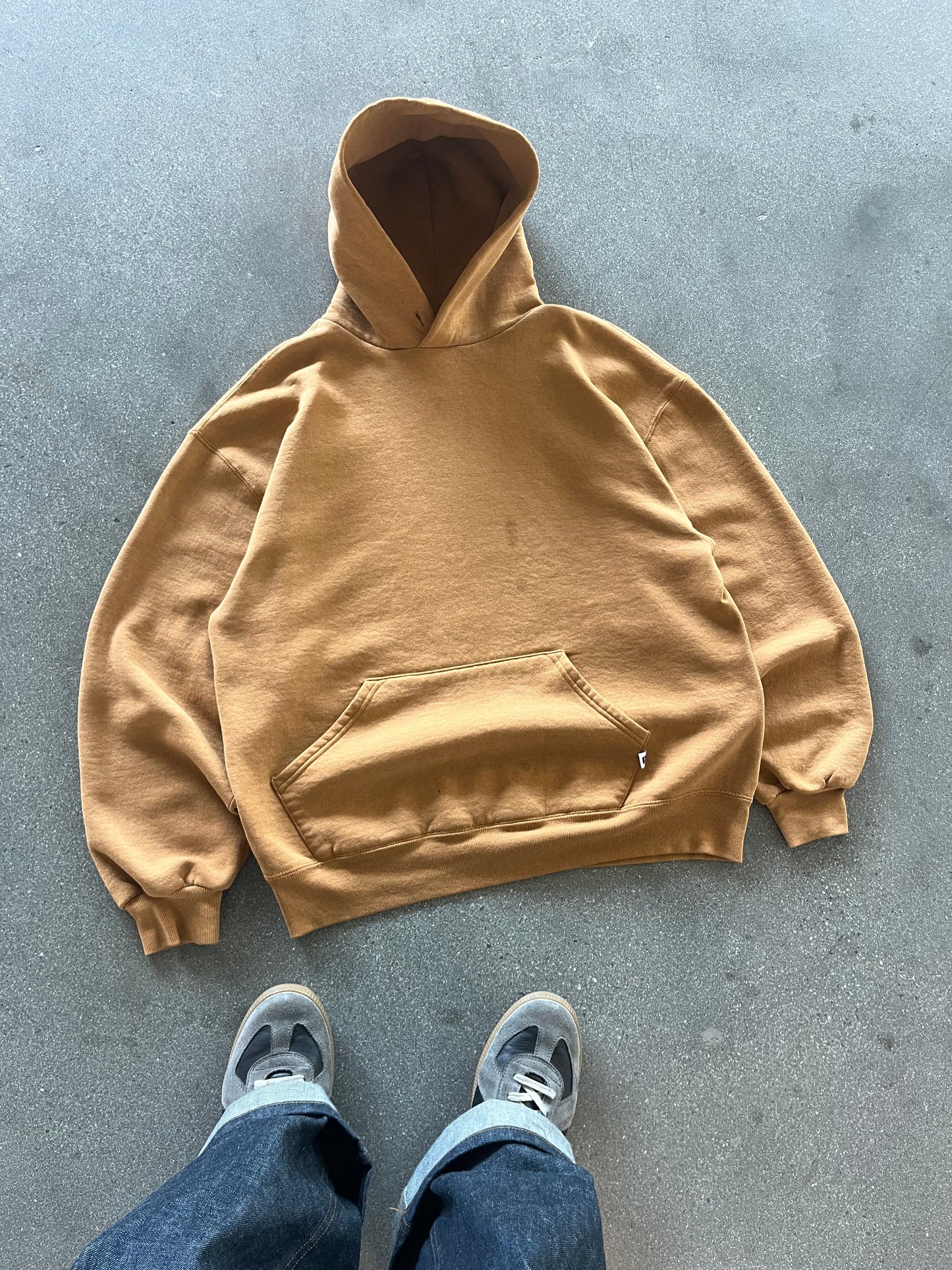 90’S CARAMEL BROWN RUSSELL ATHLETIC HOODIE - BOXY L