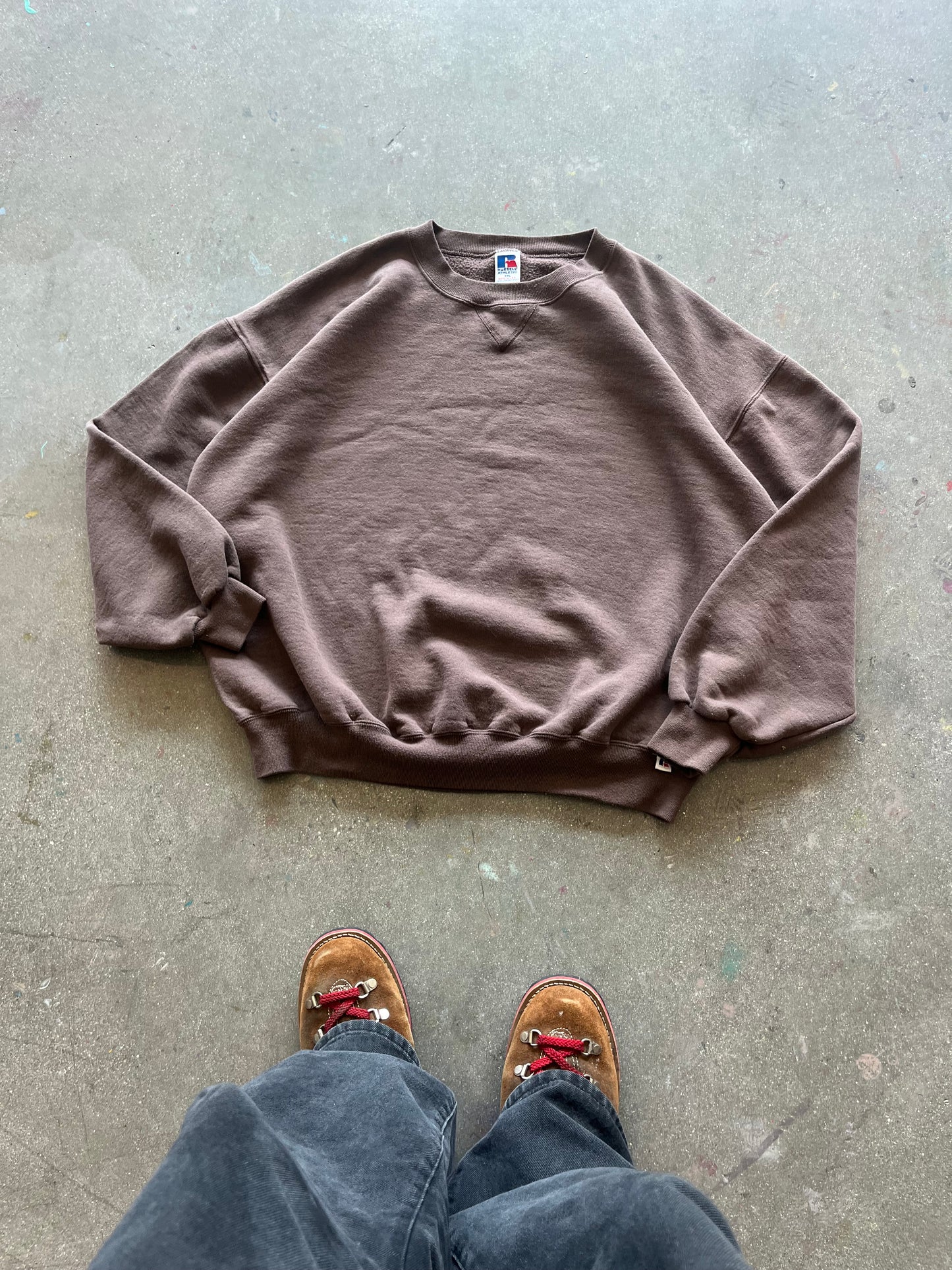 90’S CHOCOLATE BROWN RUSSELL CREWNECK - BOXY XL/XXL