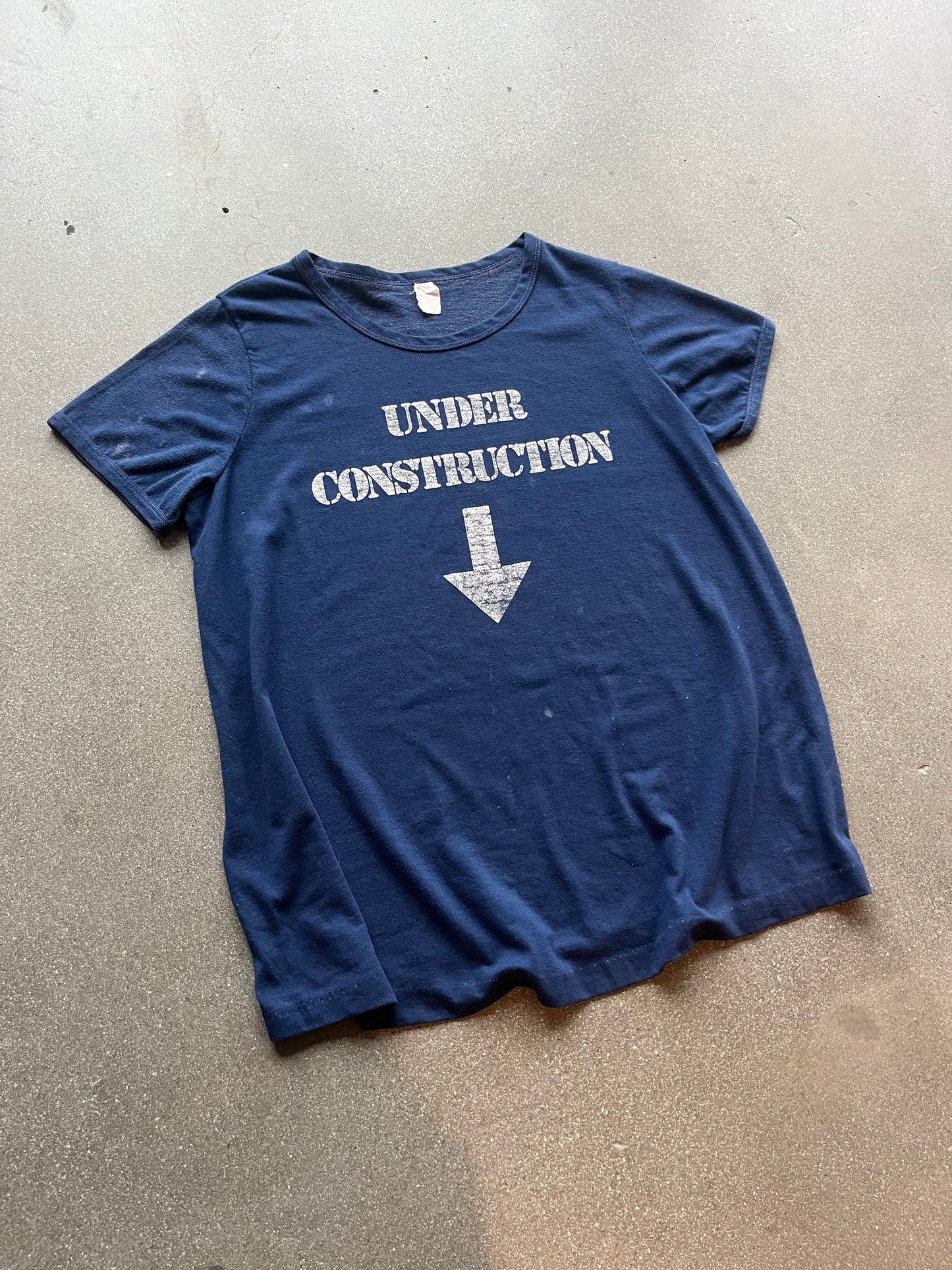 80’S “UNDER CONSTRUCTION” TEE - M/L