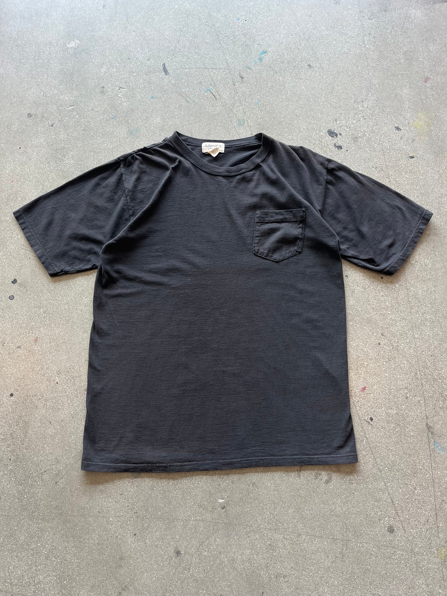 90’S BLANK BLACK POCKET TEE - L