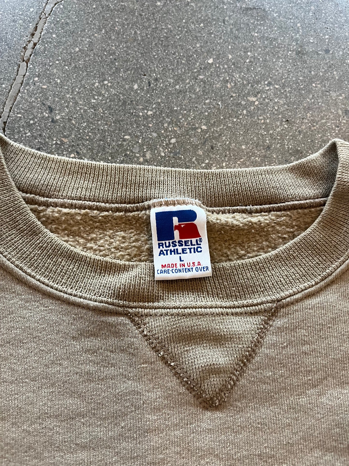 90’S BUTTER BEIGE RUSSELL CREWNECK - BOXY L