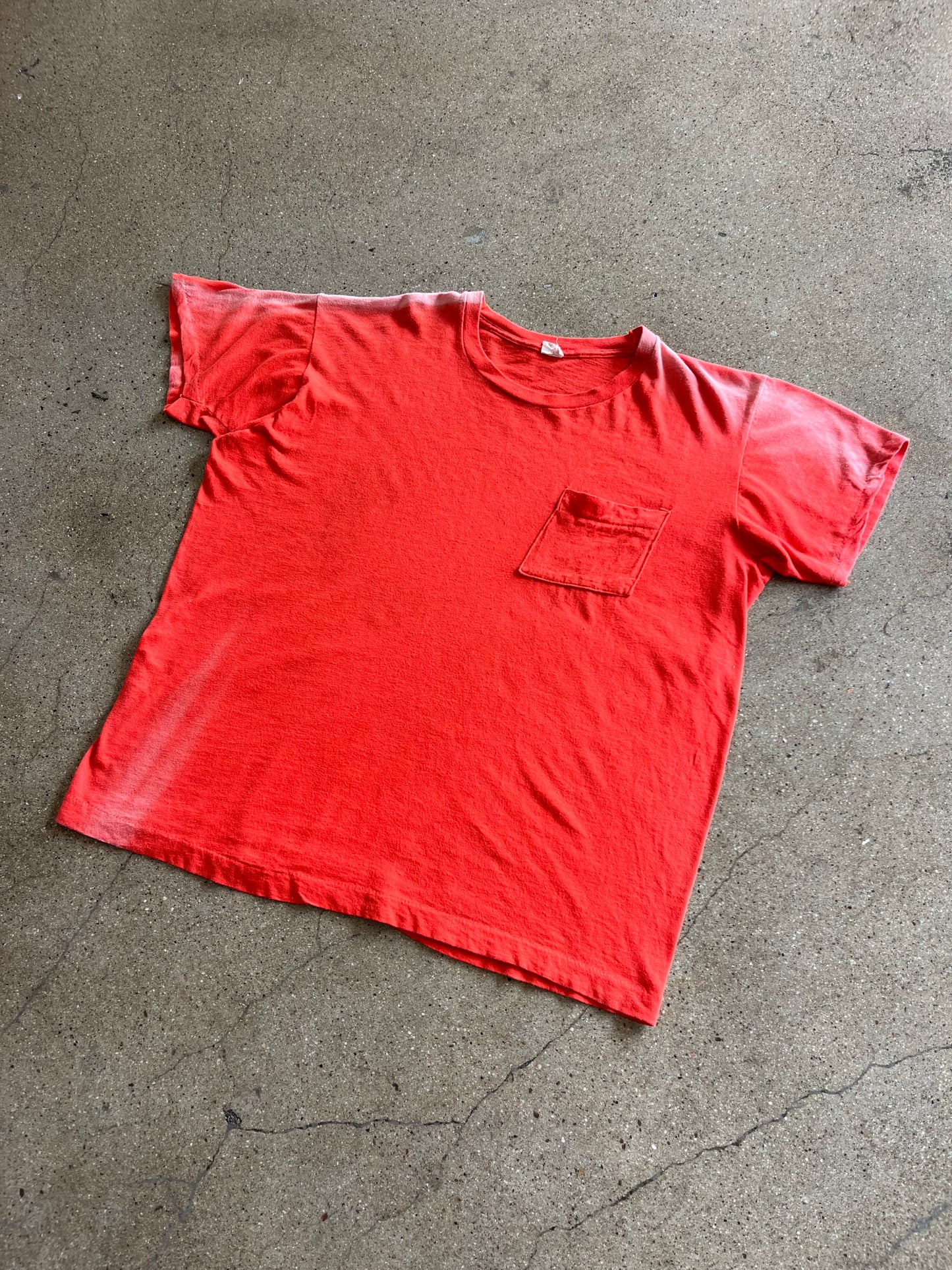 70’S SUNFADED CORAL POCKET TEE - BOXY L