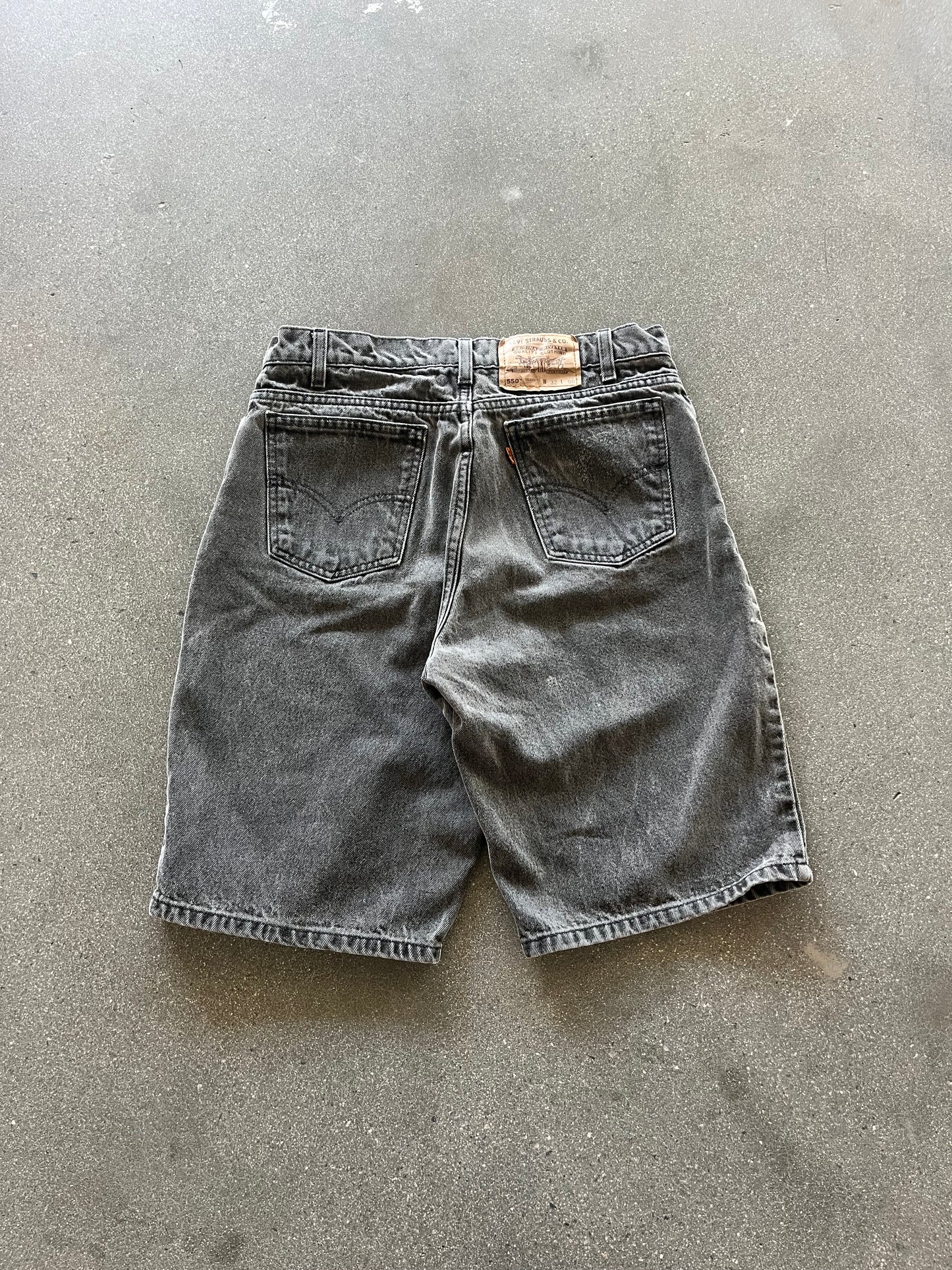 90’S FADED ORANGE TAB LEVI’S 550 JORTS - 32