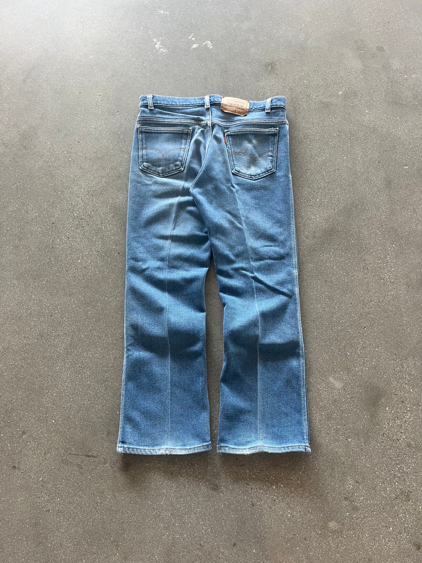 90’S LIGHT WASH BOOTCUT ORANGE TAB LEVI’S 517 - 34