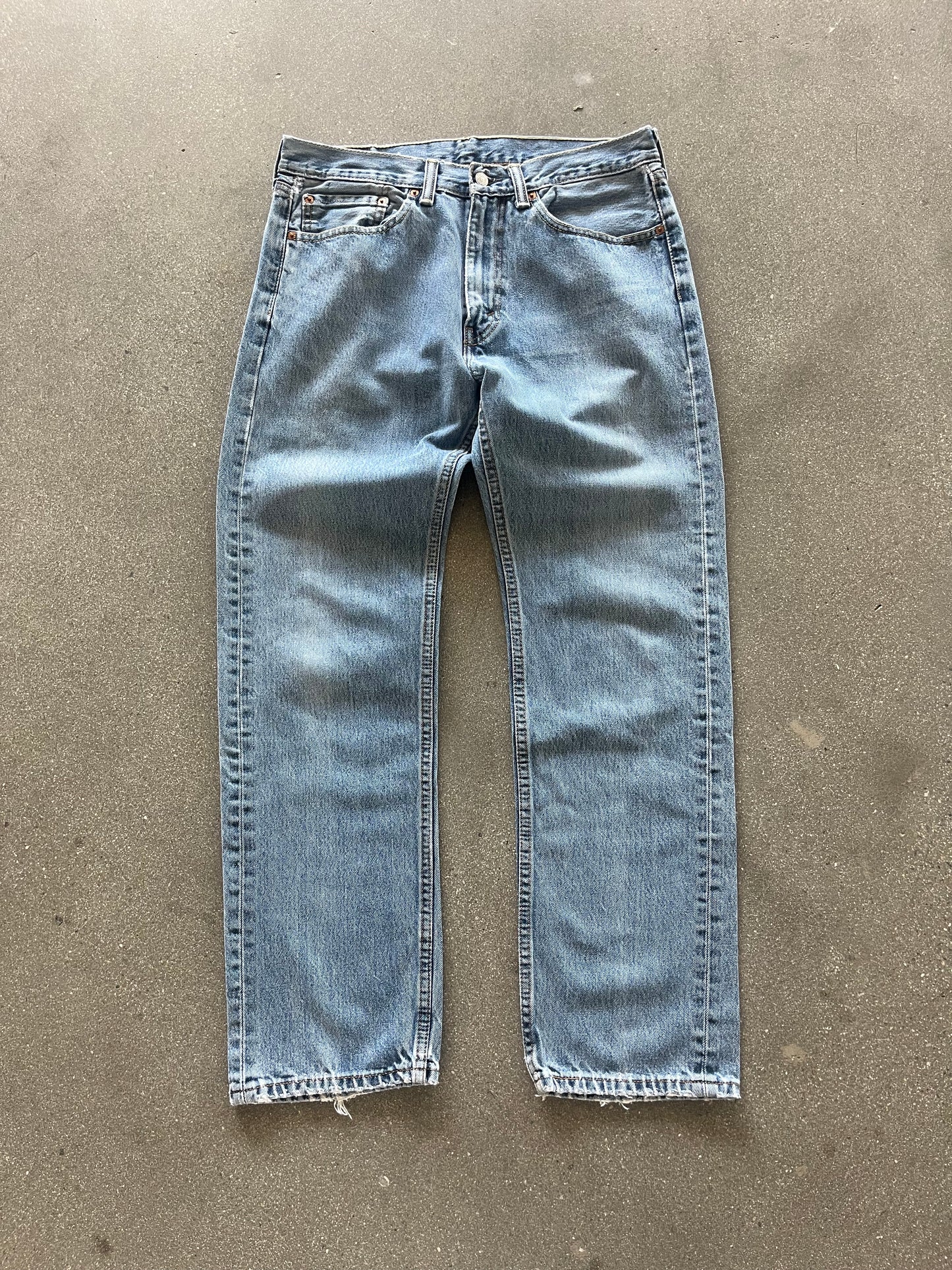 90’S LIGHT WASHED 505 LEVI’S - 34