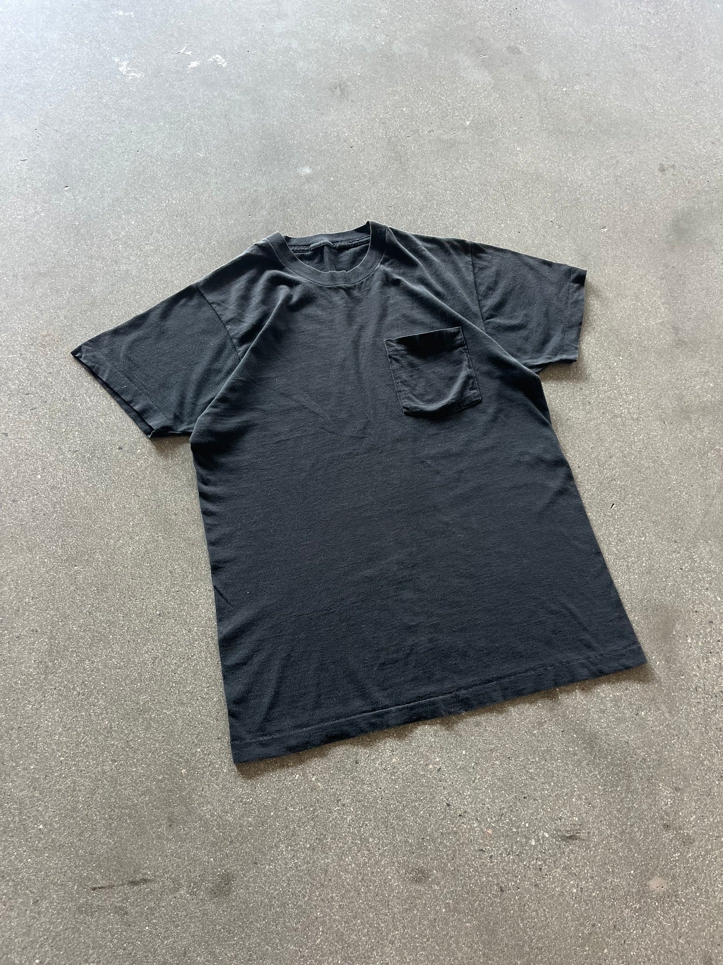 90’S BLACK SELVEDGE POCKET TEE - M/L