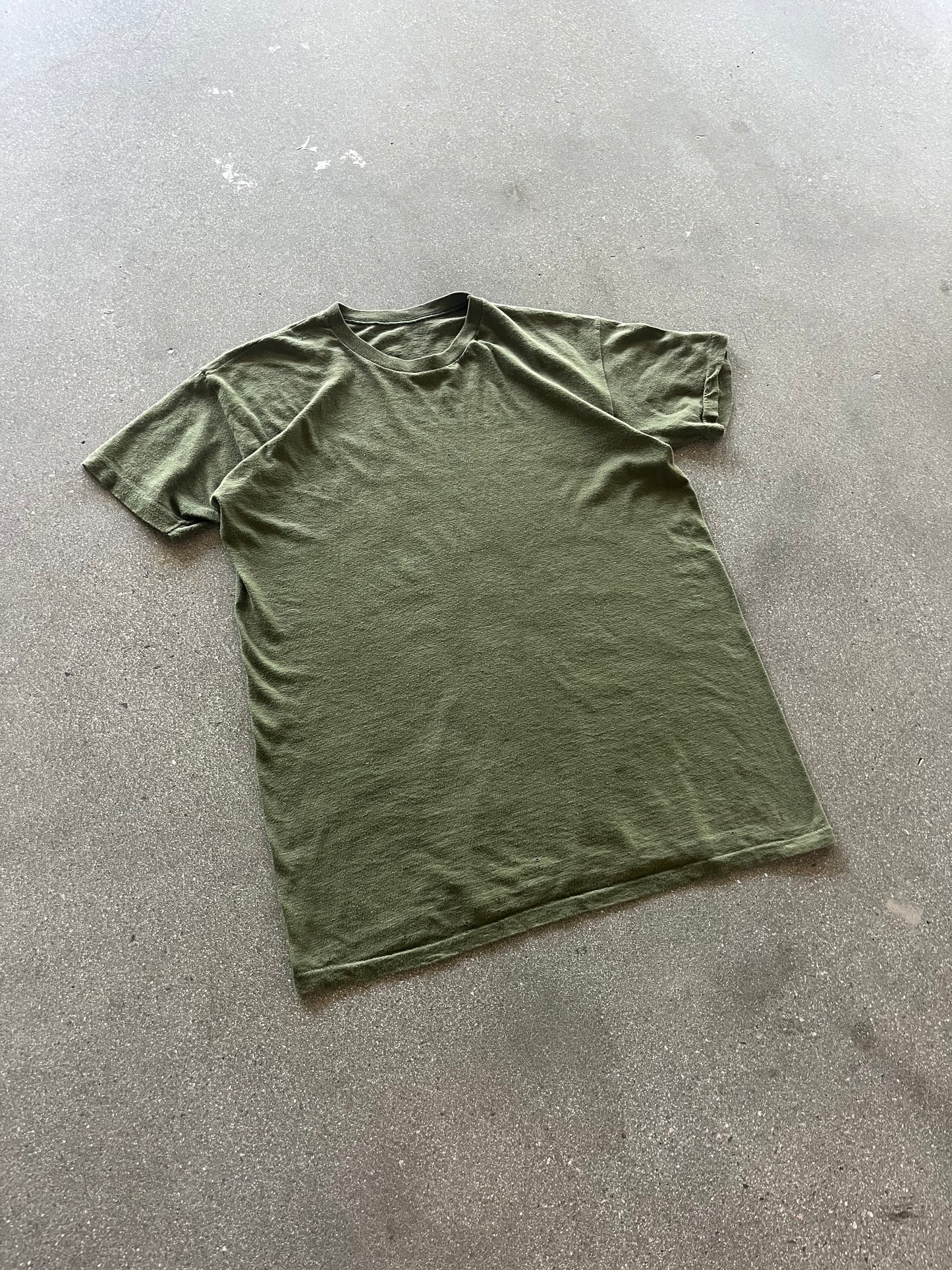80’S MILITARY GREEN BLANK TEE - L/XL