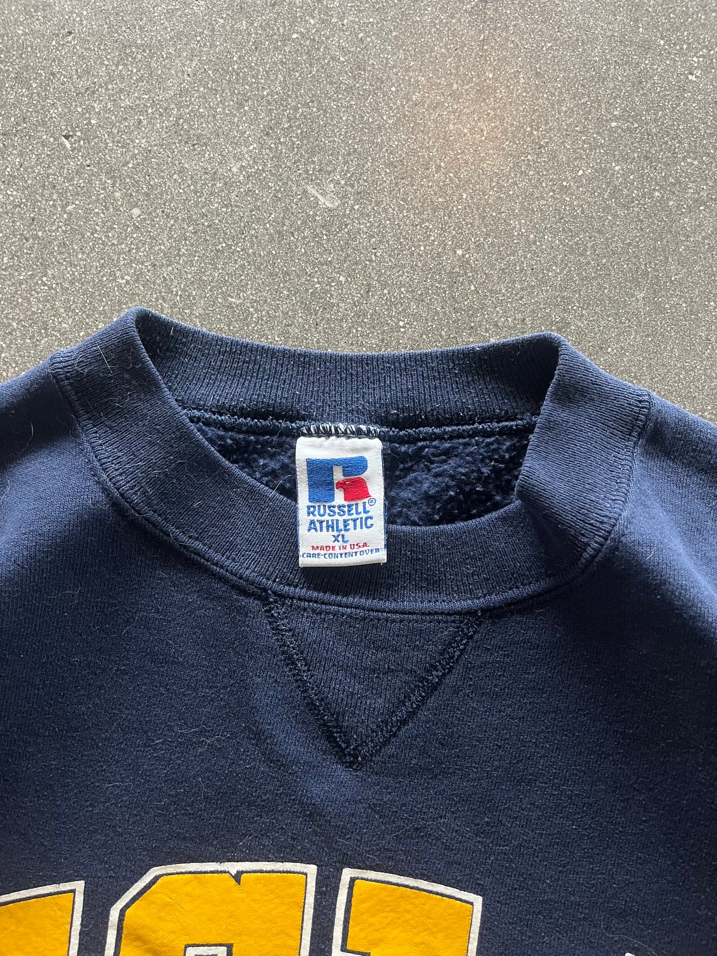 90’S NAVY “UCLA FOOTBALL” RUSSELL CREWNECK - BOXY L/XL