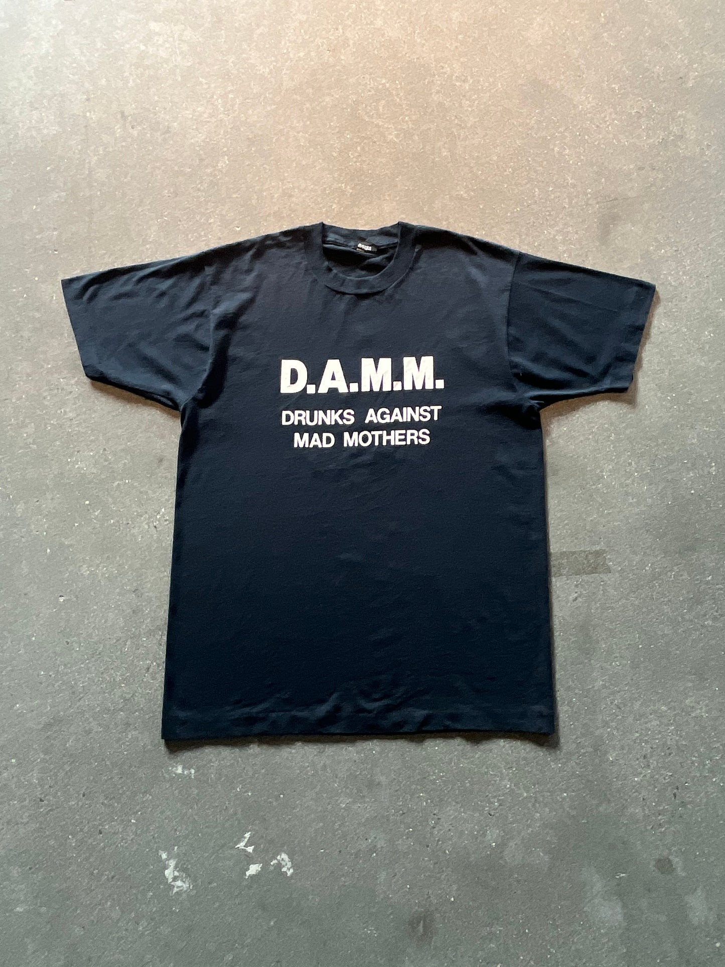 90’S “DRUNKS AGAINST MAD MOTHERS” TEE - L/XL
