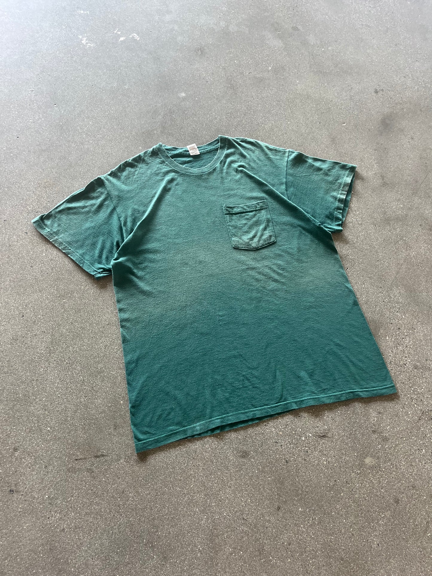 2000’S SUNFADED GREEN POCKET TEE - XL