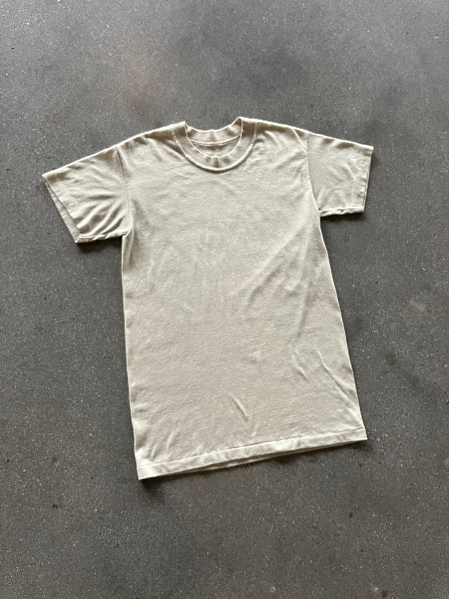 90’S SANDY BEIGE BLANK TEE - S